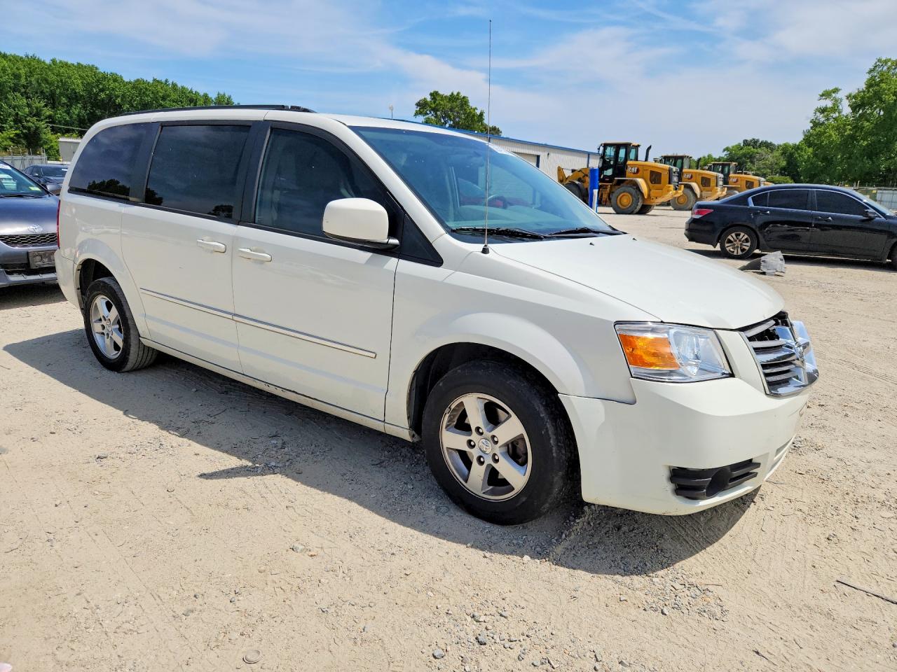 2010 Dodge Grand Caravan Sxt White vin: 2D4RN5D1XAR121413