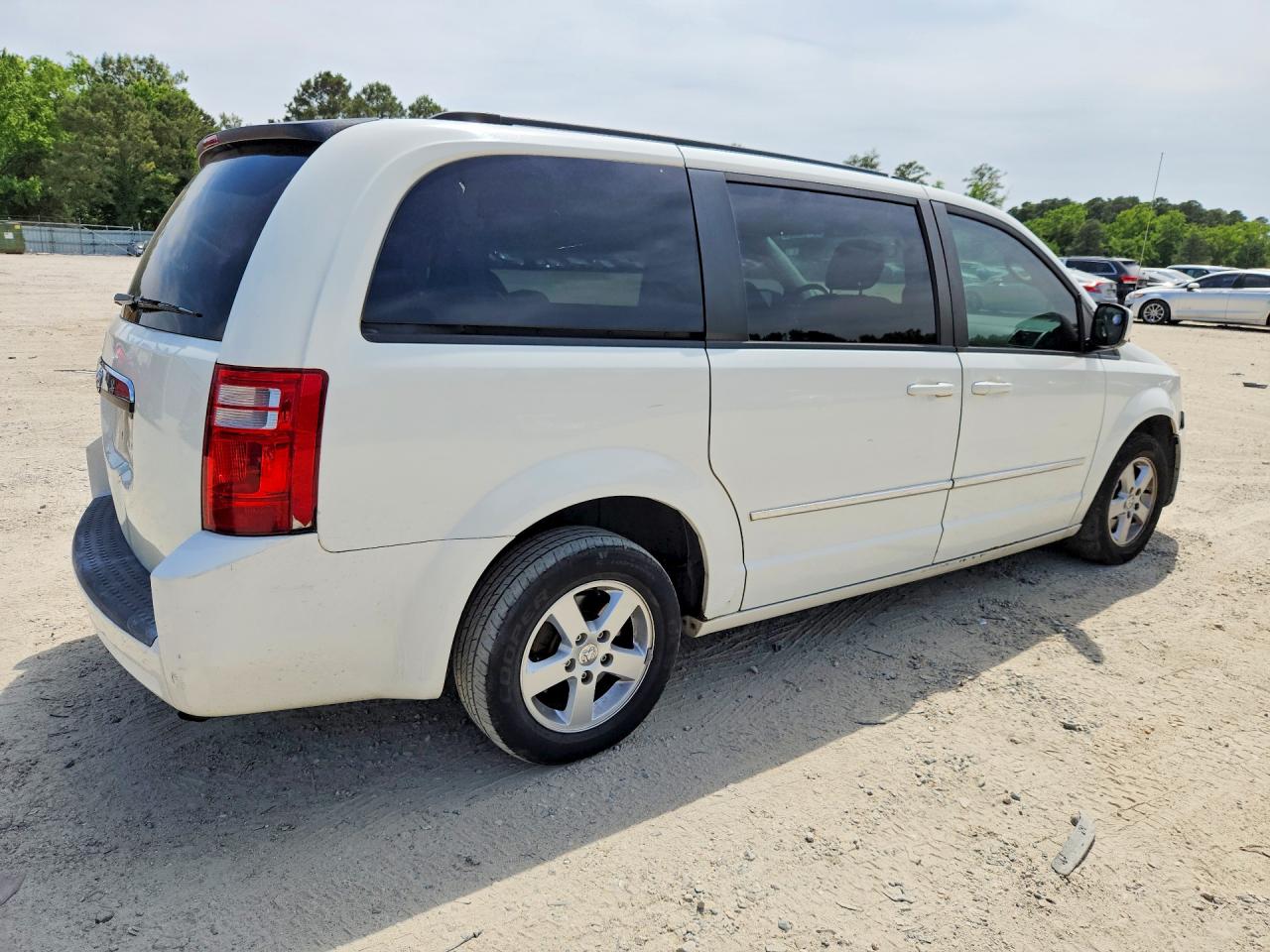 2010 Dodge Grand Caravan Sxt White vin: 2D4RN5D1XAR121413