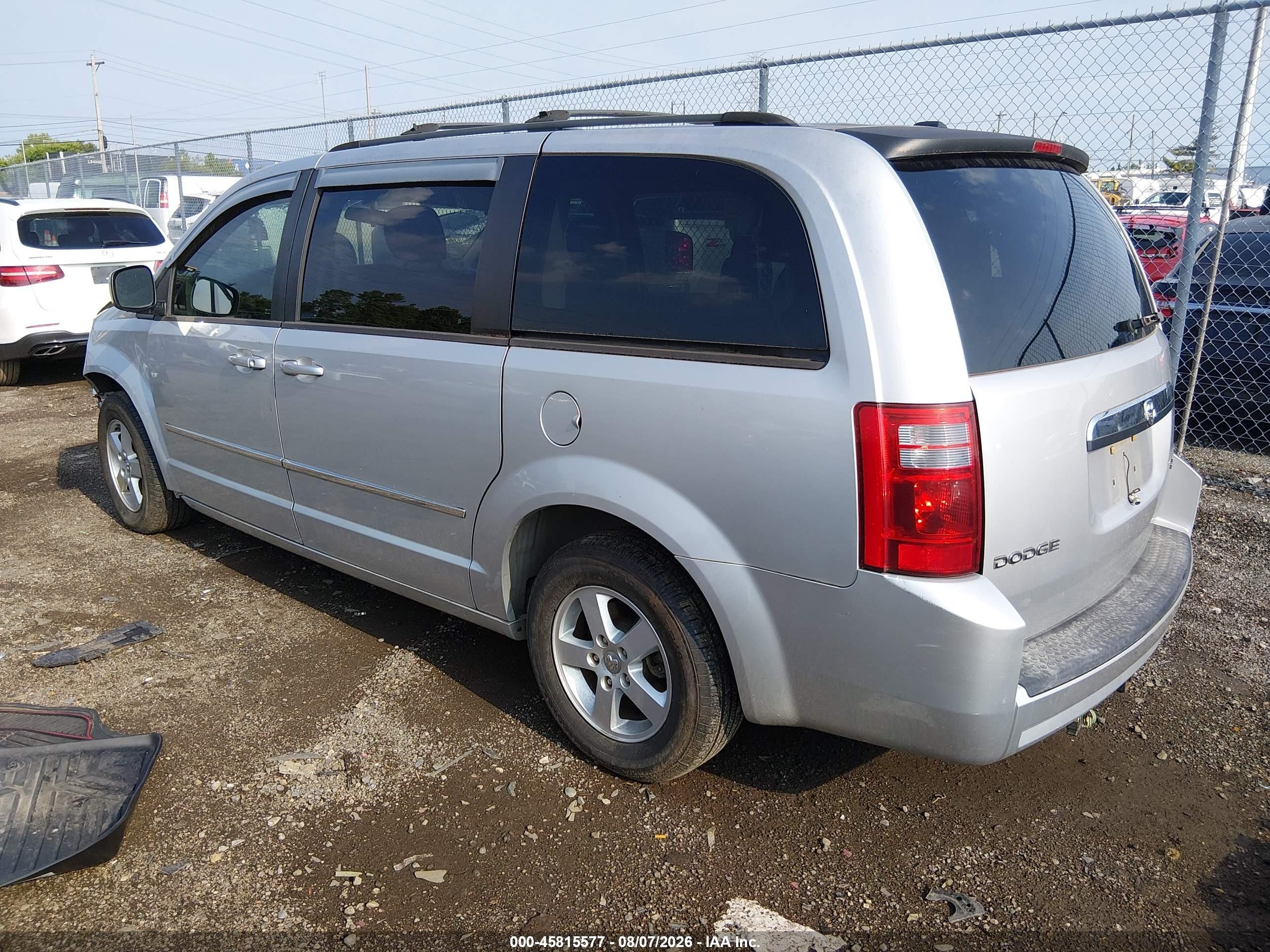 2010 Dodge Grand Caravan Sxt Silver vin: 2D4RN5D1XAR251708