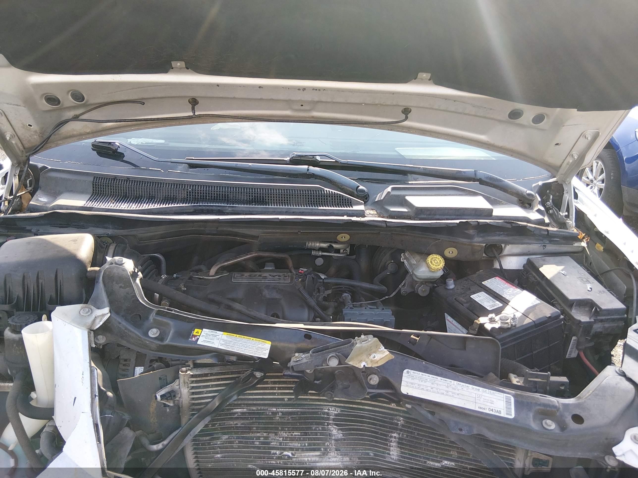 2010 Dodge Grand Caravan Sxt Silver vin: 2D4RN5D1XAR251708