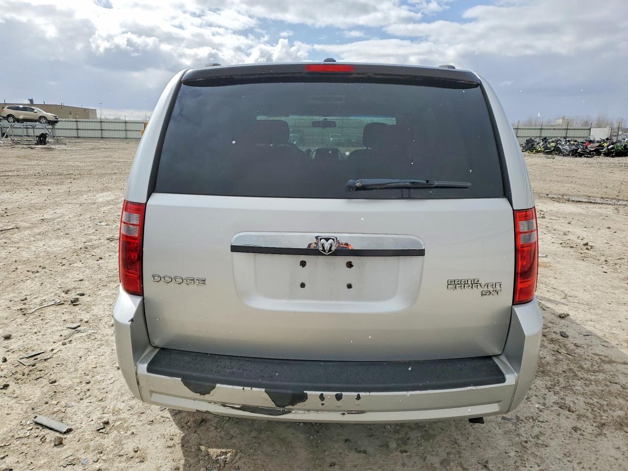 2010 Dodge Grand Caravan Sxt Silver vin: 2D4RN5D1XAR268704