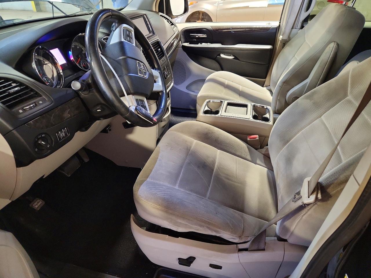 2011 Dodge Grand Caravan Crew Blue vin: 2D4RN5DG0BR606360