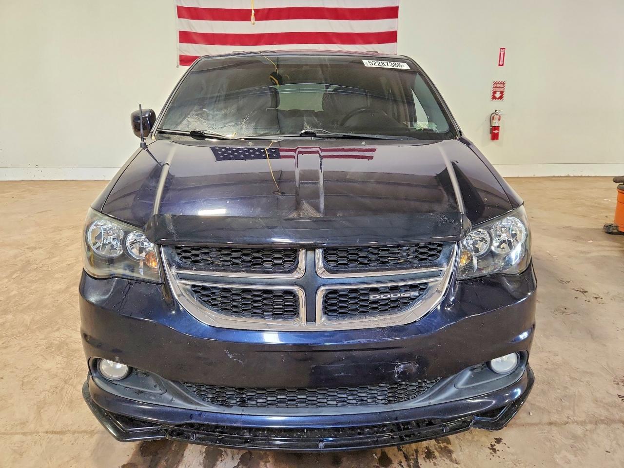 2011 Dodge Grand Caravan Crew Blue vin: 2D4RN5DG0BR606360