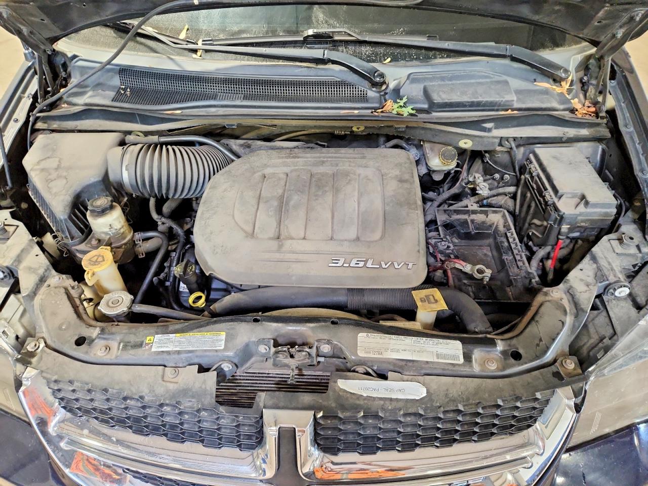 2011 Dodge Grand Caravan Crew Blue vin: 2D4RN5DG0BR606360