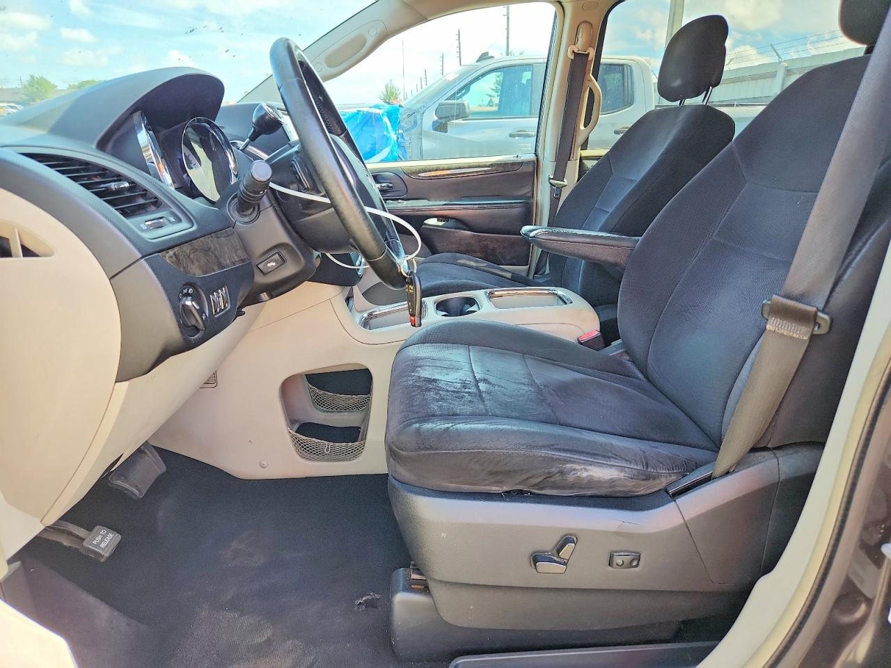 2011 Dodge Grand Caravan Gray vin: 2D4RN5DG0BR619738