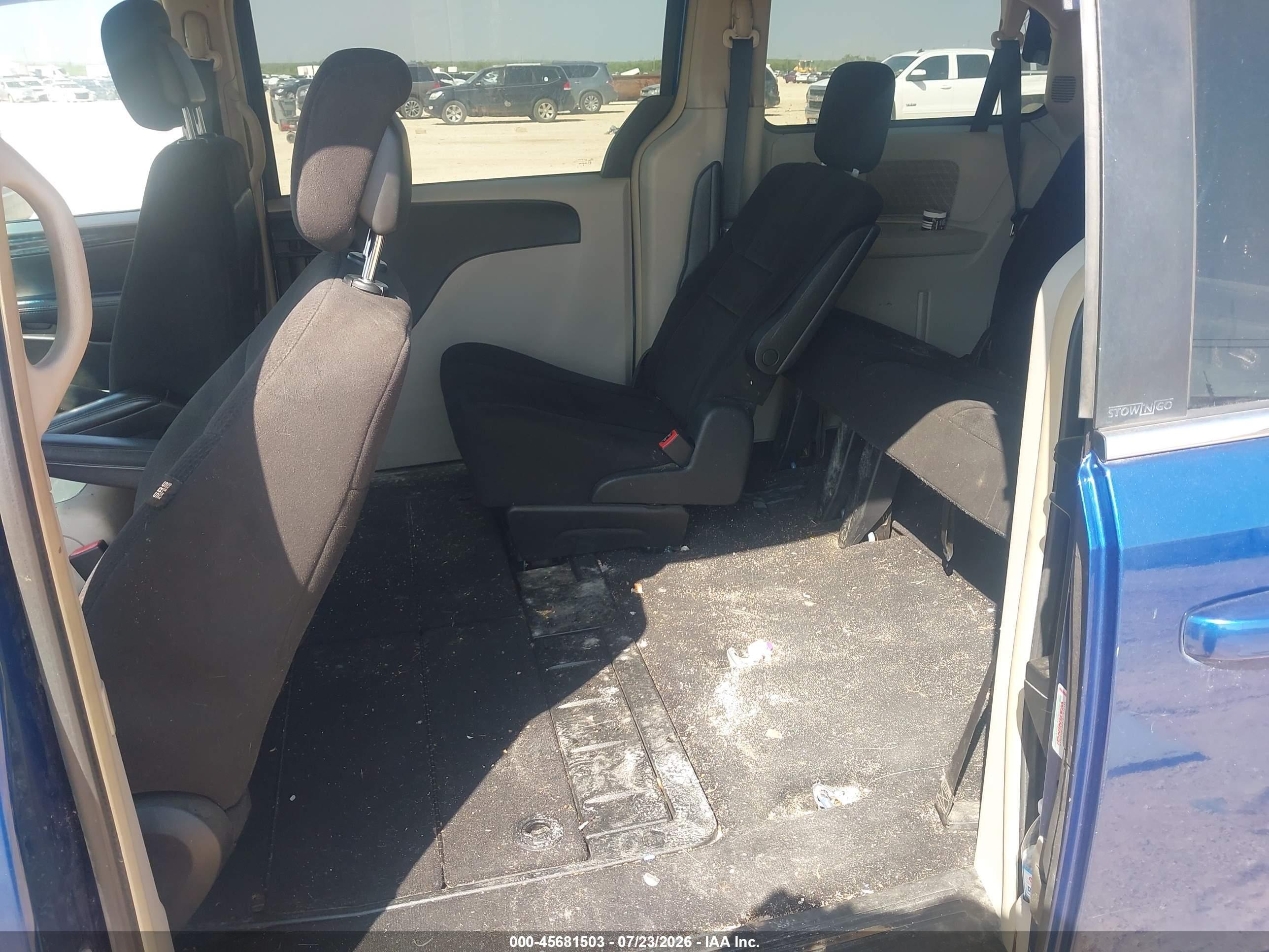 2011 Dodge Grand Caravan Crew Dark Blue vin: 2D4RN5DG0BR644221