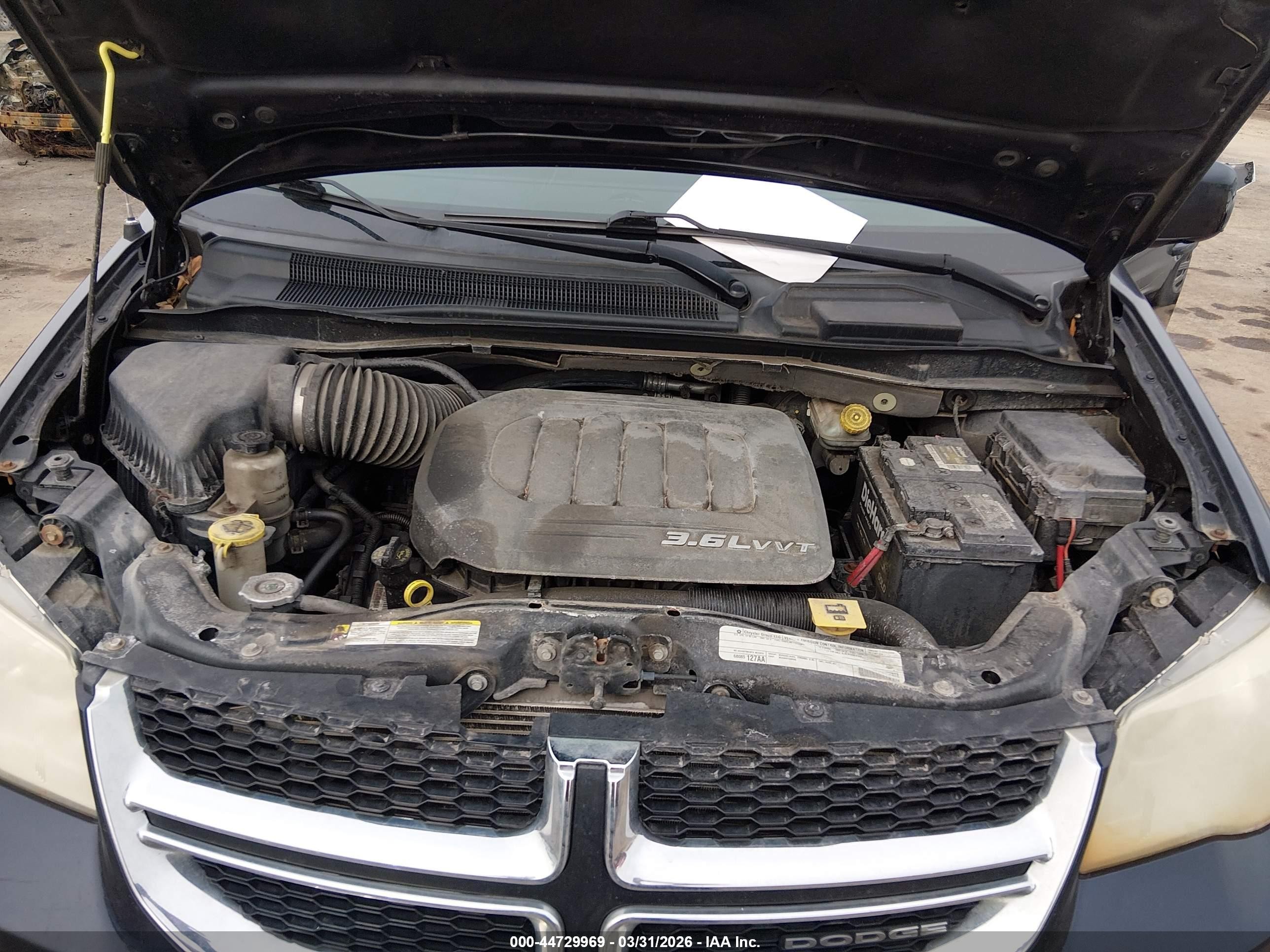 2011 Dodge Grand Caravan Crew Black vin: 2D4RN5DG0BR711433