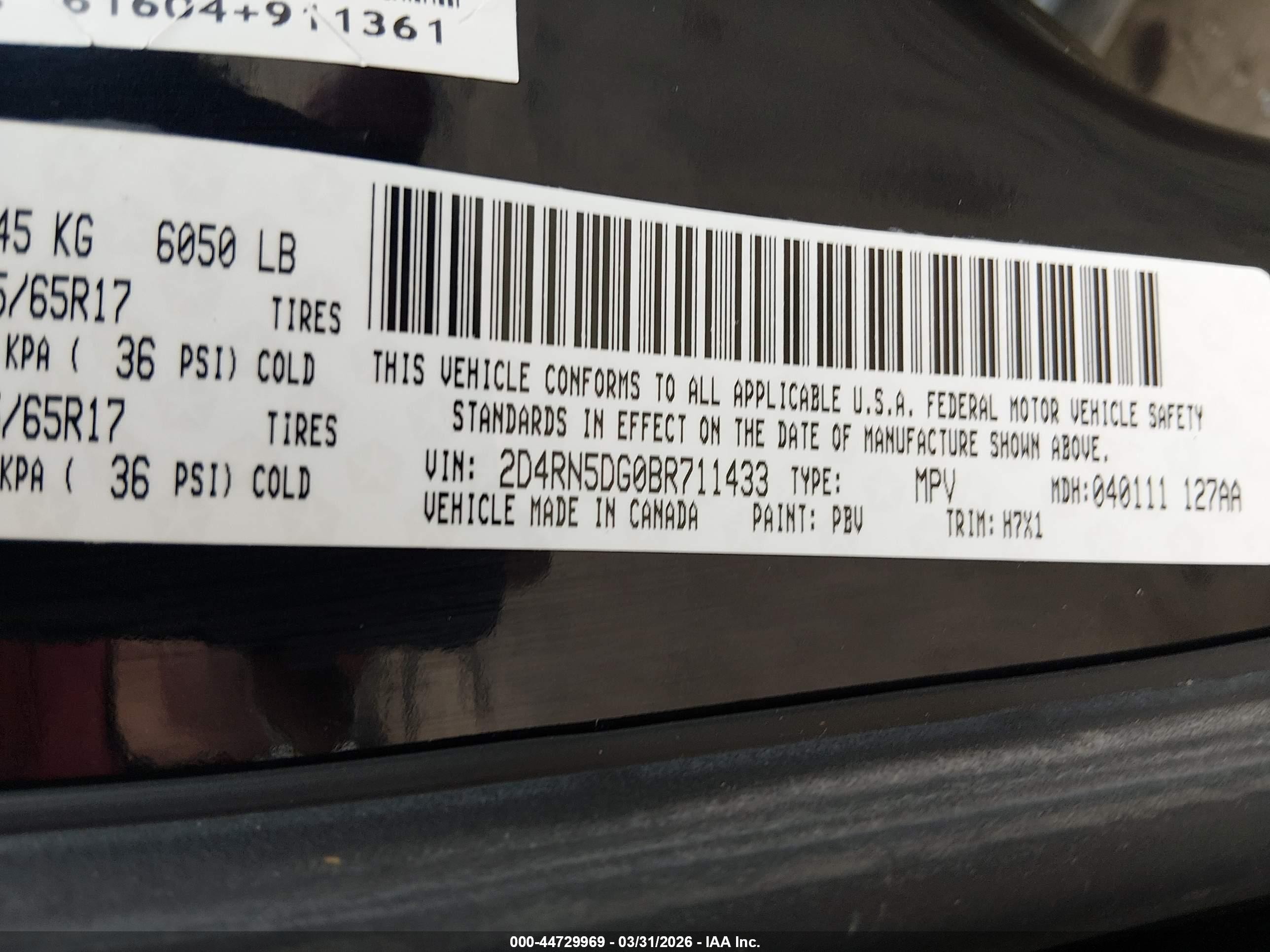 2011 Dodge Grand Caravan Crew Black vin: 2D4RN5DG0BR711433