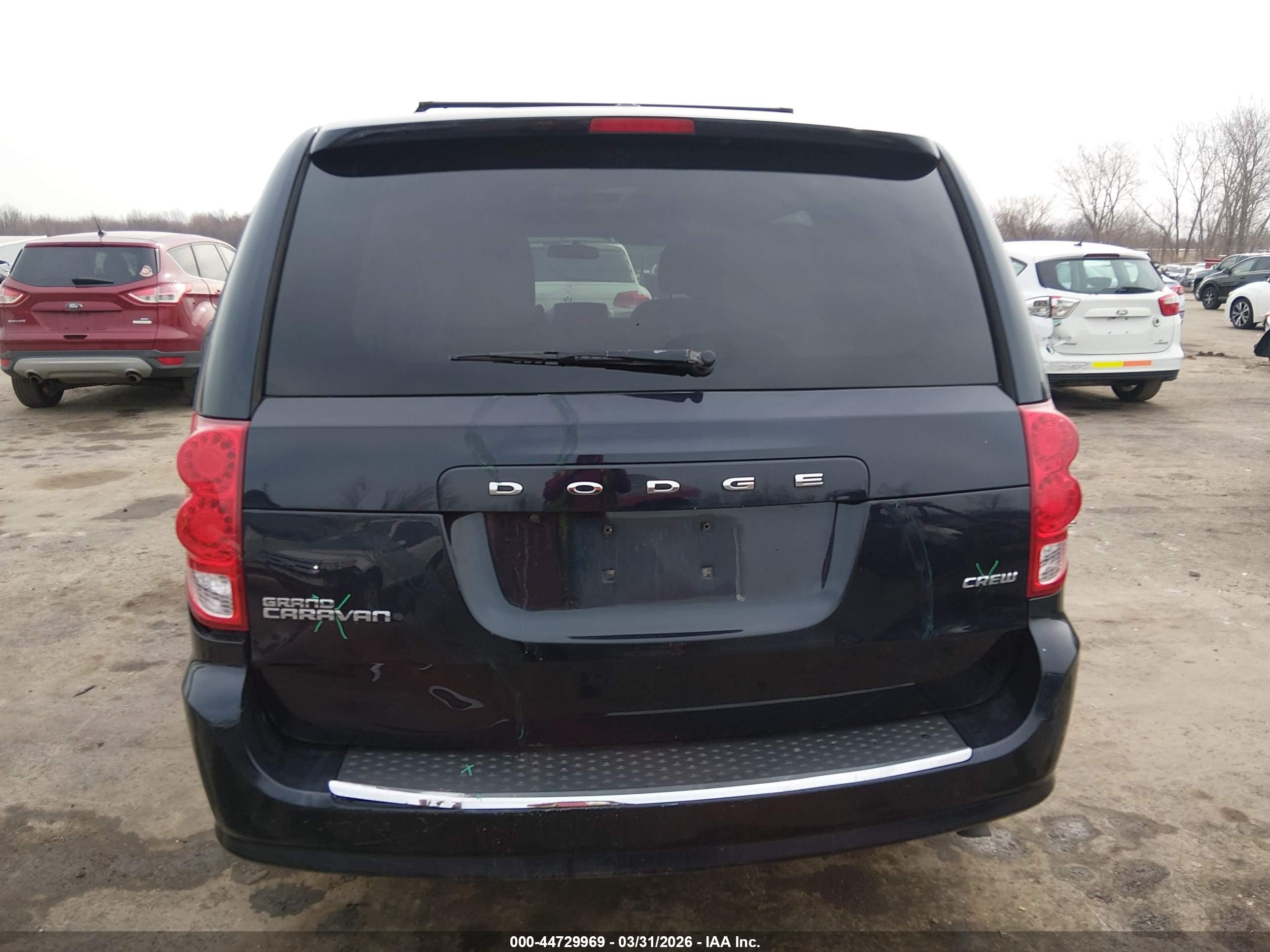 2011 Dodge Grand Caravan Crew Black vin: 2D4RN5DG0BR711433