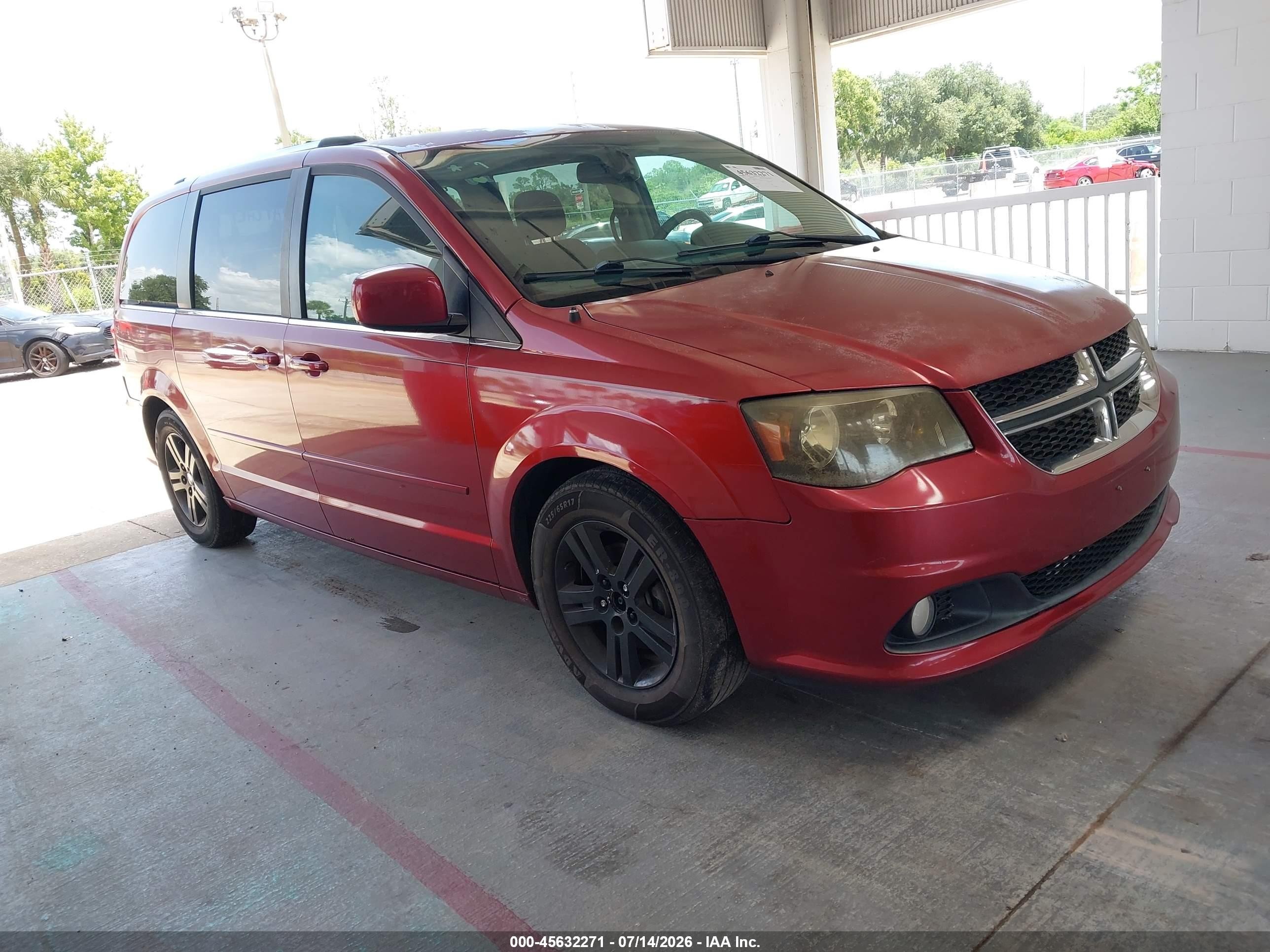 2011 Dodge Grand Caravan Crew Burgundy vin: 2D4RN5DG1BR633101