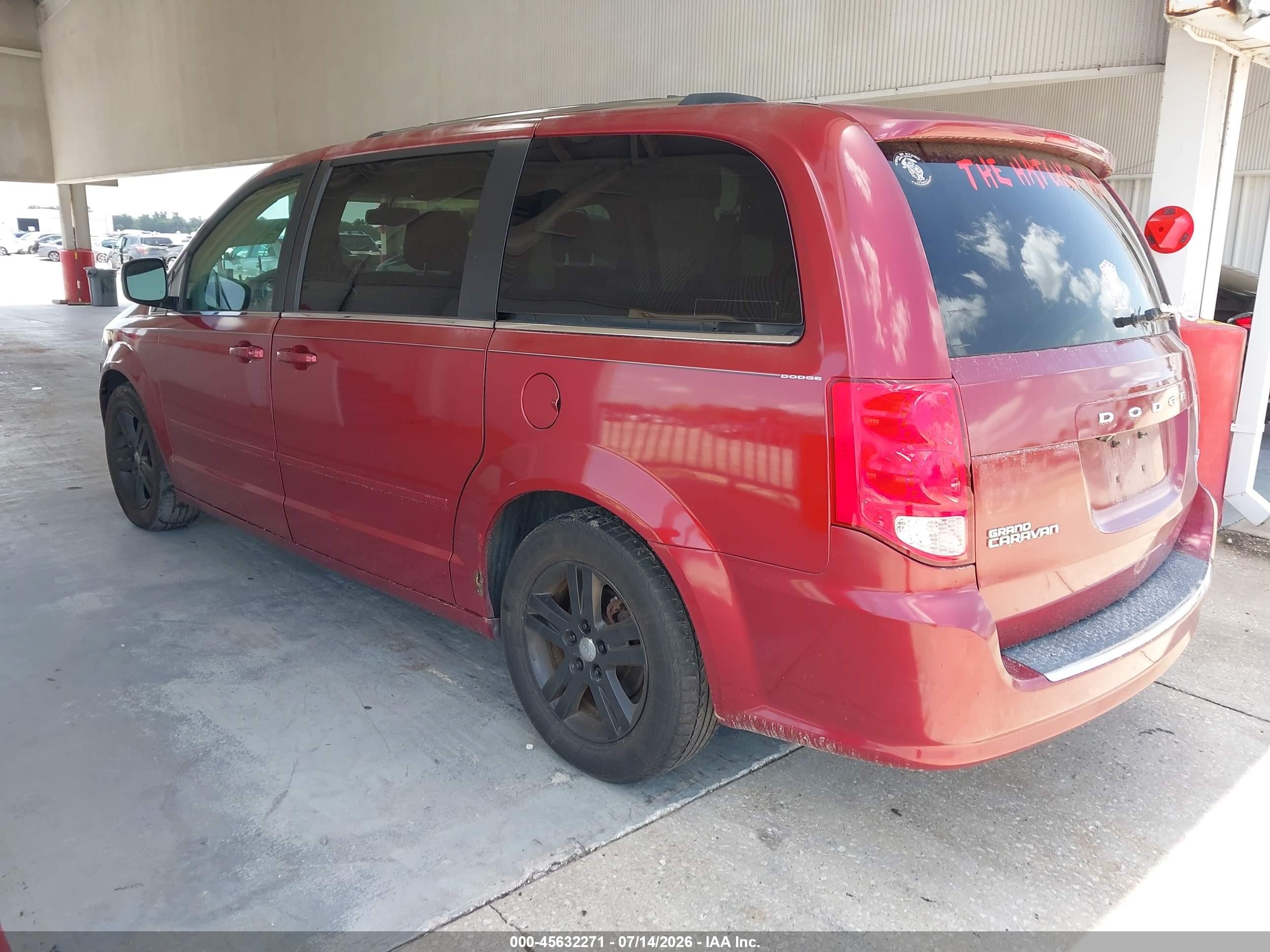 2011 Dodge Grand Caravan Crew Burgundy vin: 2D4RN5DG1BR633101