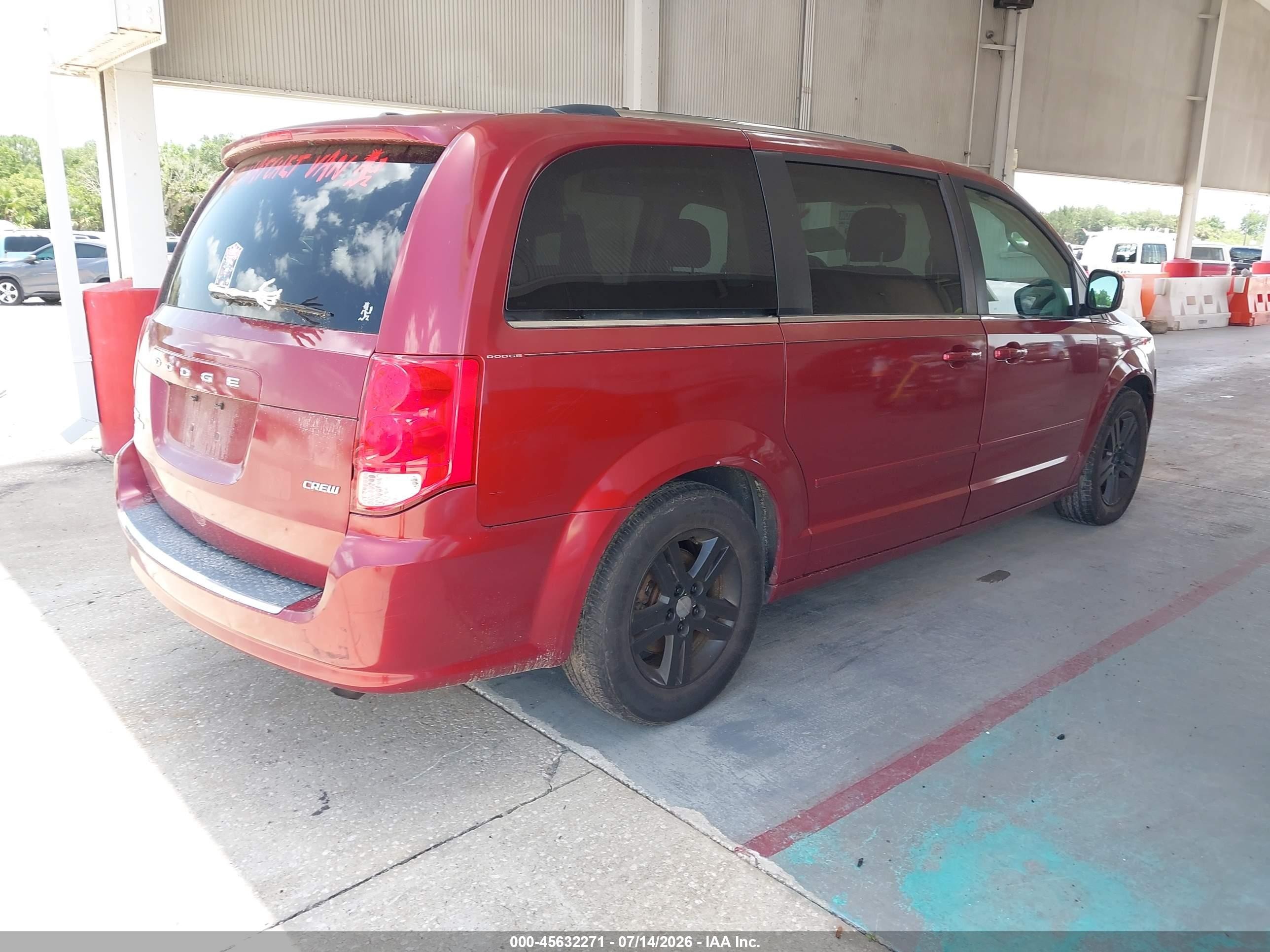 2011 Dodge Grand Caravan Crew Burgundy vin: 2D4RN5DG1BR633101