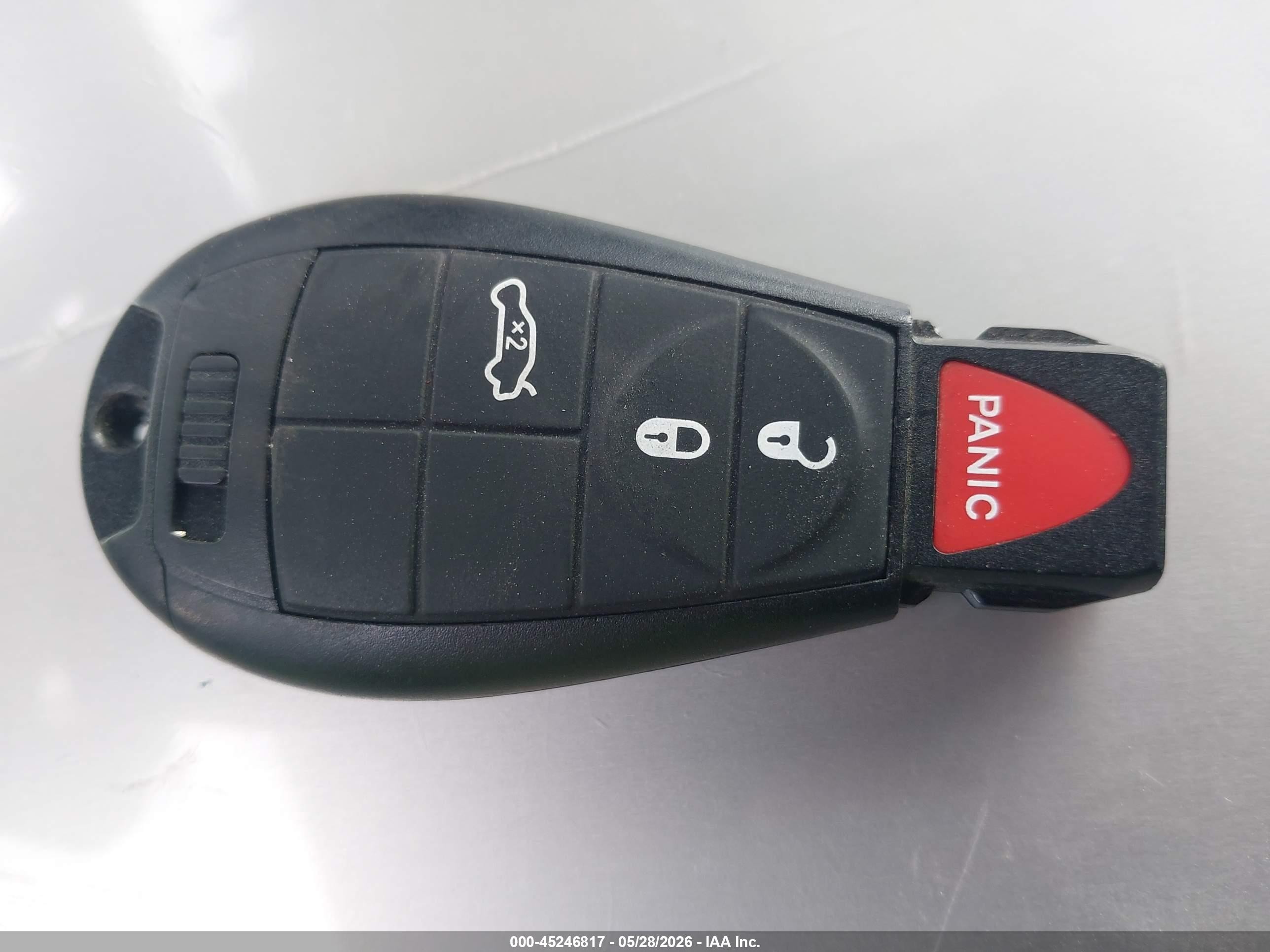 2011 Dodge Grand Caravan Crew Серый vin: 2D4RN5DG1BR662596