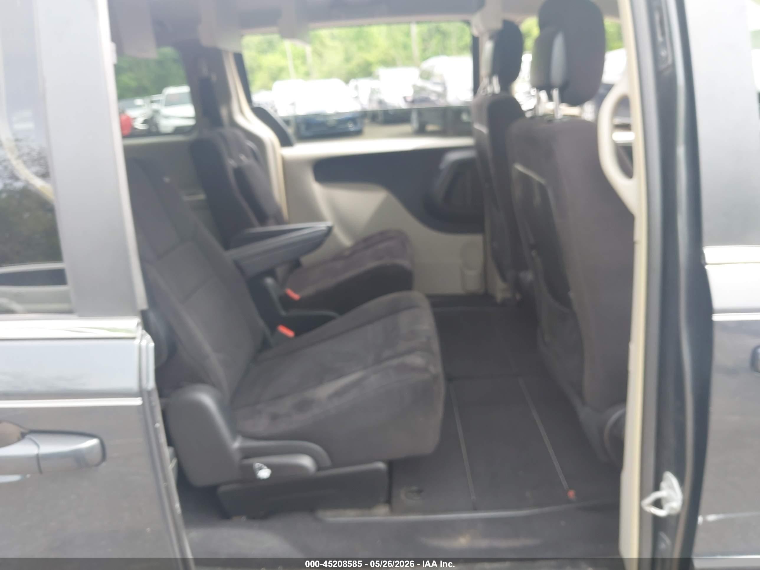 2011 Dodge Grand Caravan Crew Gray vin: 2D4RN5DG1BR684839