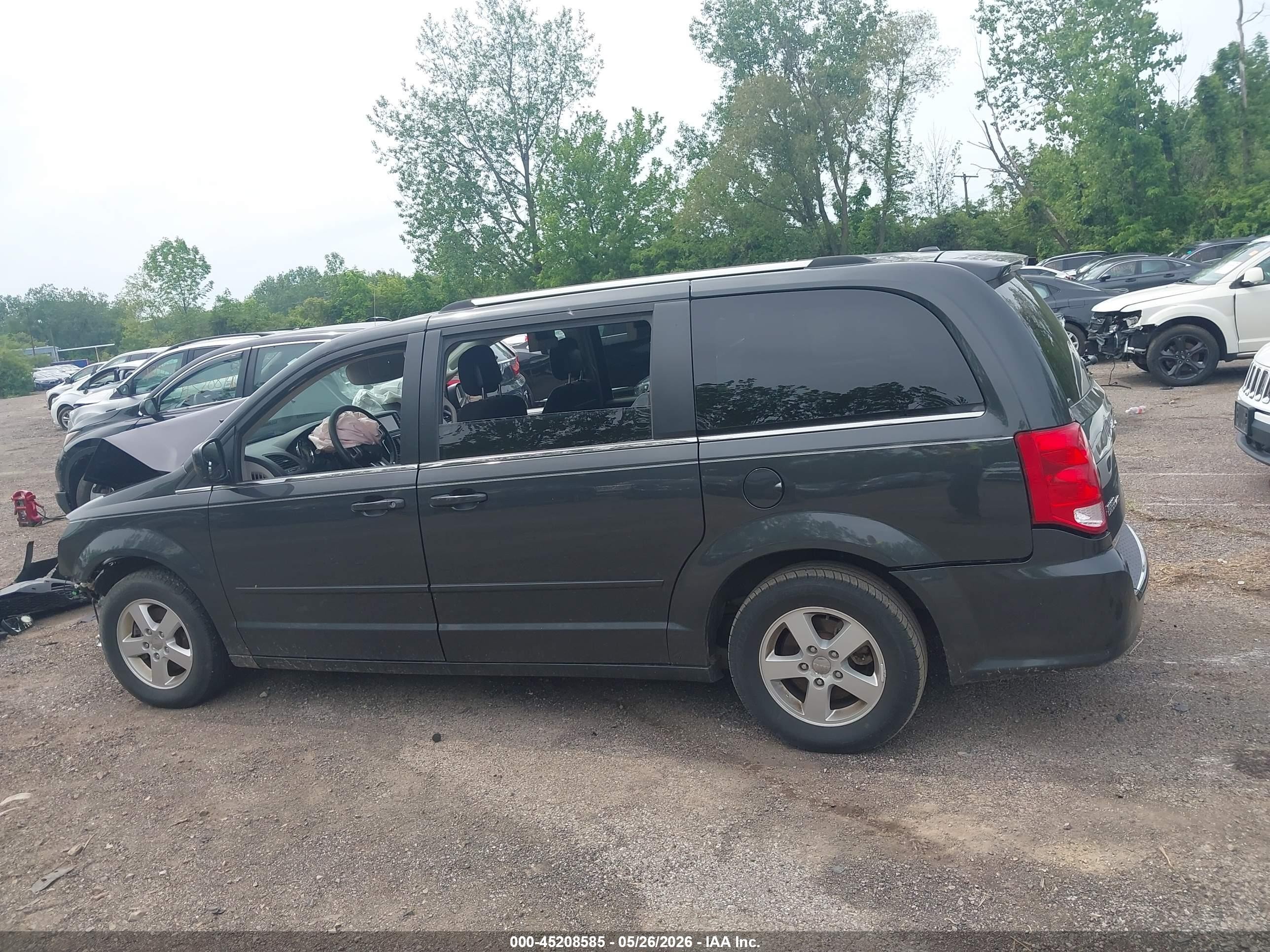 2011 Dodge Grand Caravan Crew Gray vin: 2D4RN5DG1BR684839
