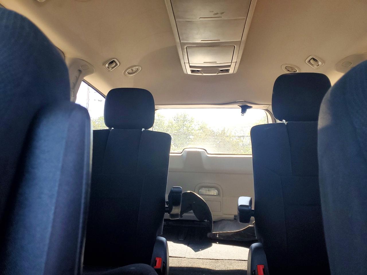 2011 Dodge Grand Caravan Crew Black vin: 2D4RN5DG1BR689457
