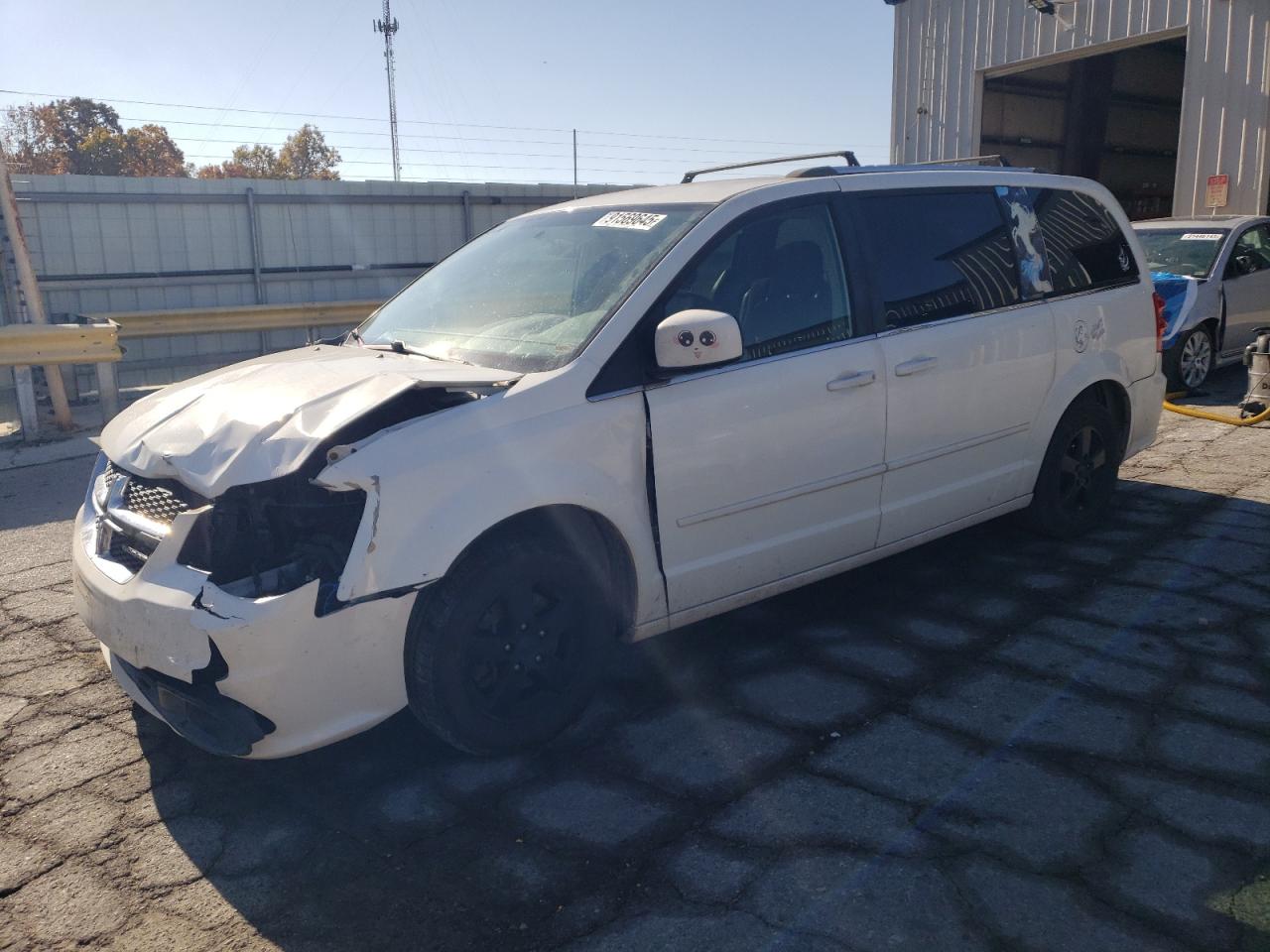 2011 Dodge Grand Caravan Crew Белый vin: 2D4RN5DG1BR751360