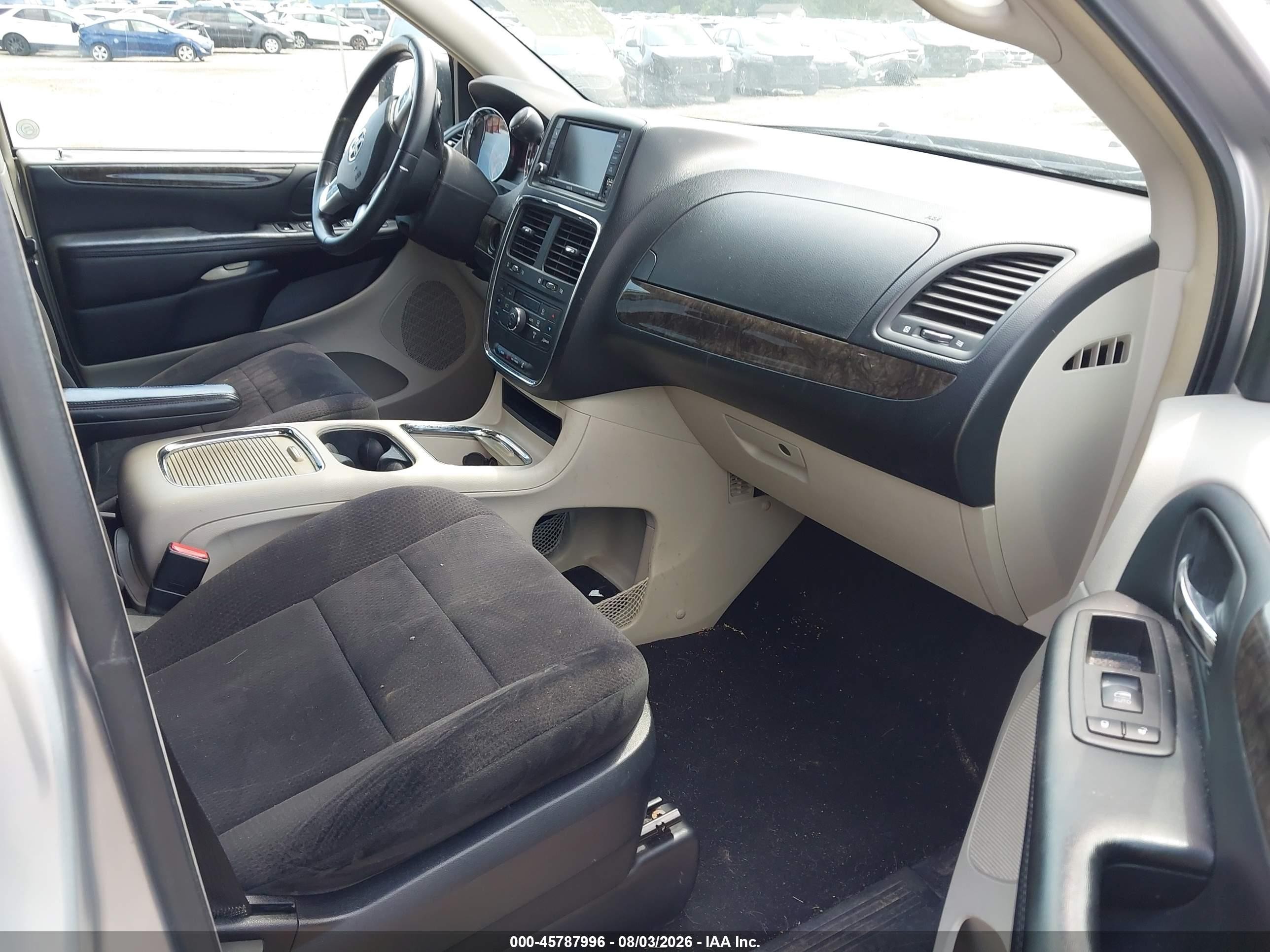 2011 Dodge Grand Caravan Crew Серый vin: 2D4RN5DG2BR679746