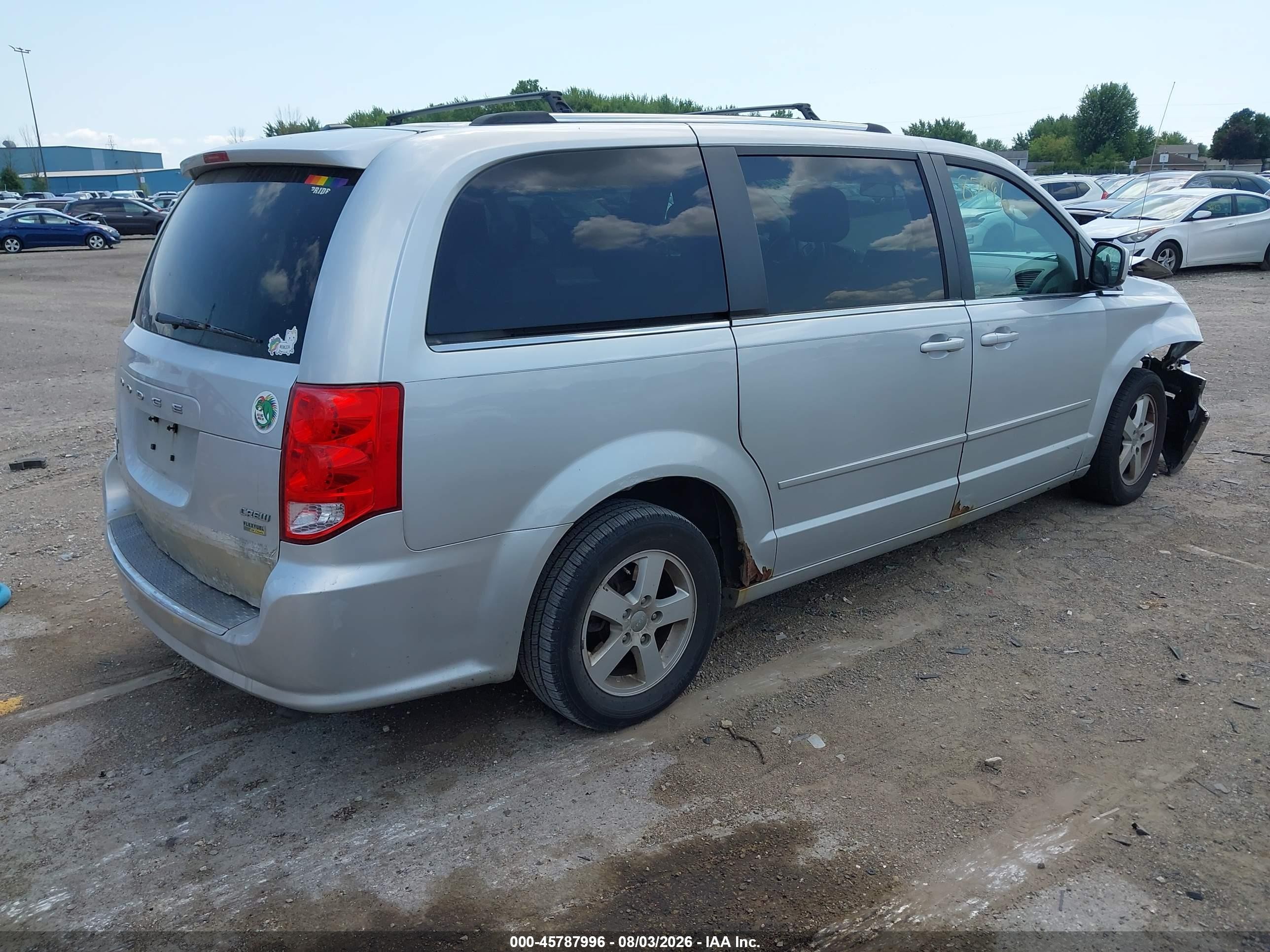 2011 Dodge Grand Caravan Crew Серый vin: 2D4RN5DG2BR679746