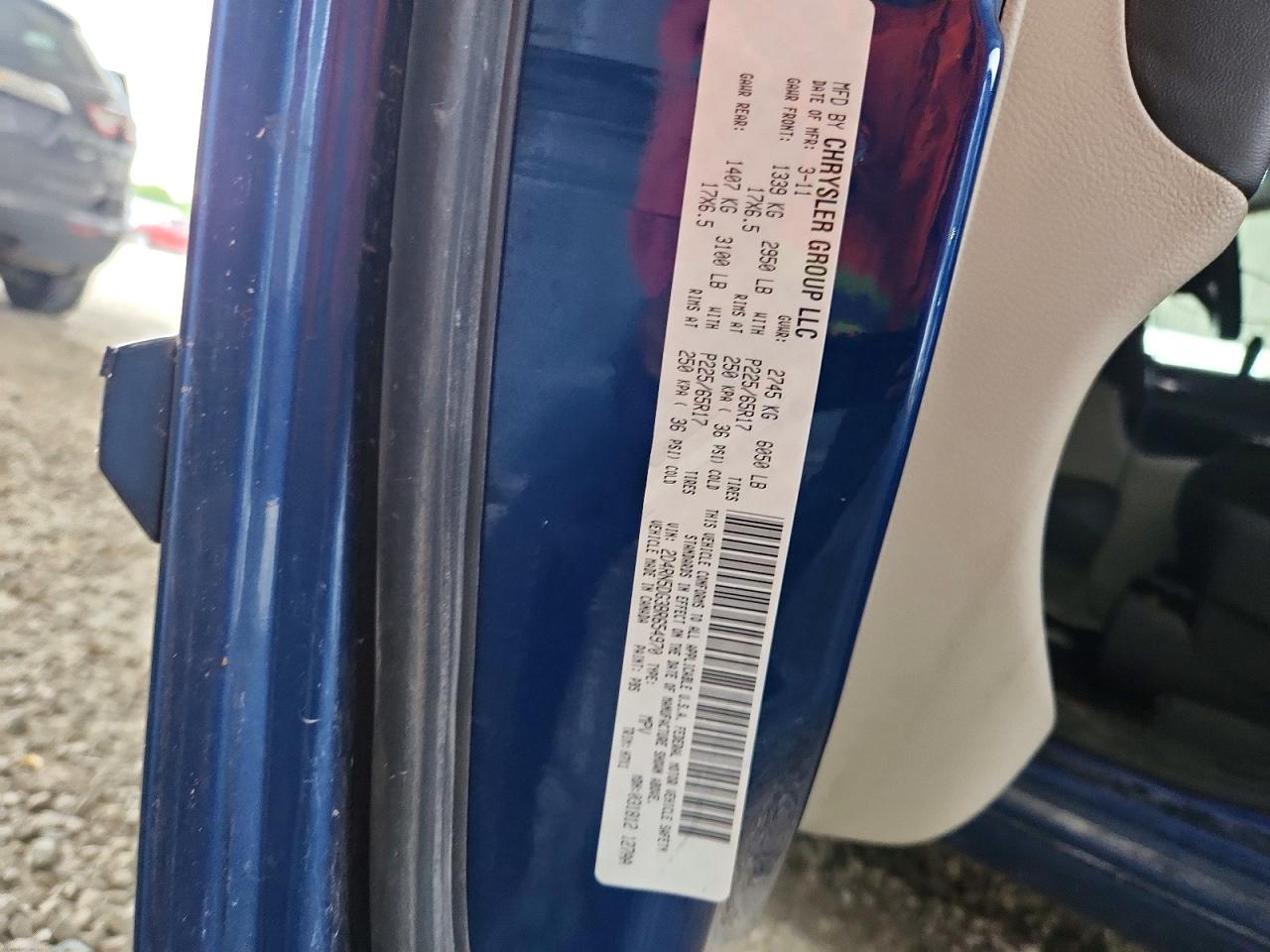 2011 Dodge Grand Caravan Crew Blue vin: 2D4RN5DG3BR654970