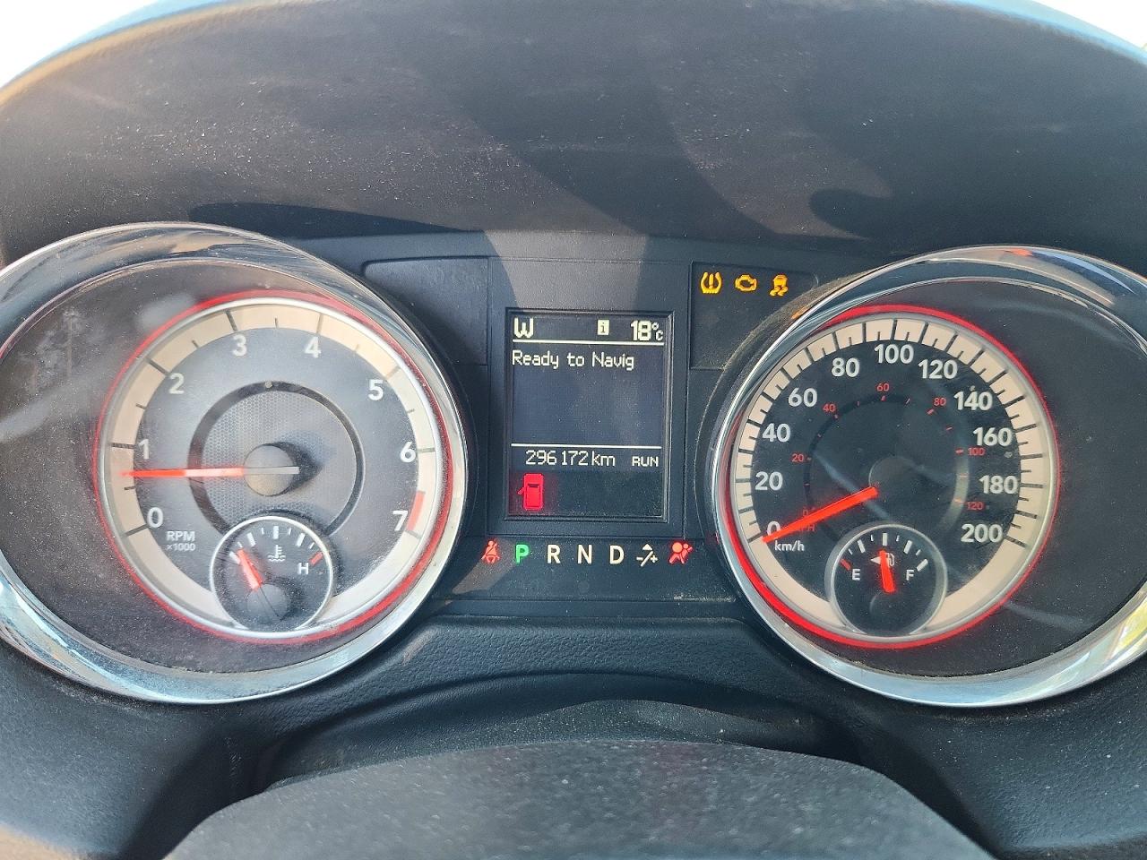 2011 Dodge Grand Caravan Crew Gray vin: 2D4RN5DG3BR736911