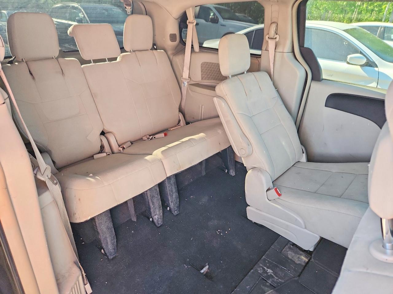 2011 Dodge Grand Caravan Crew Gray vin: 2D4RN5DG3BR736911