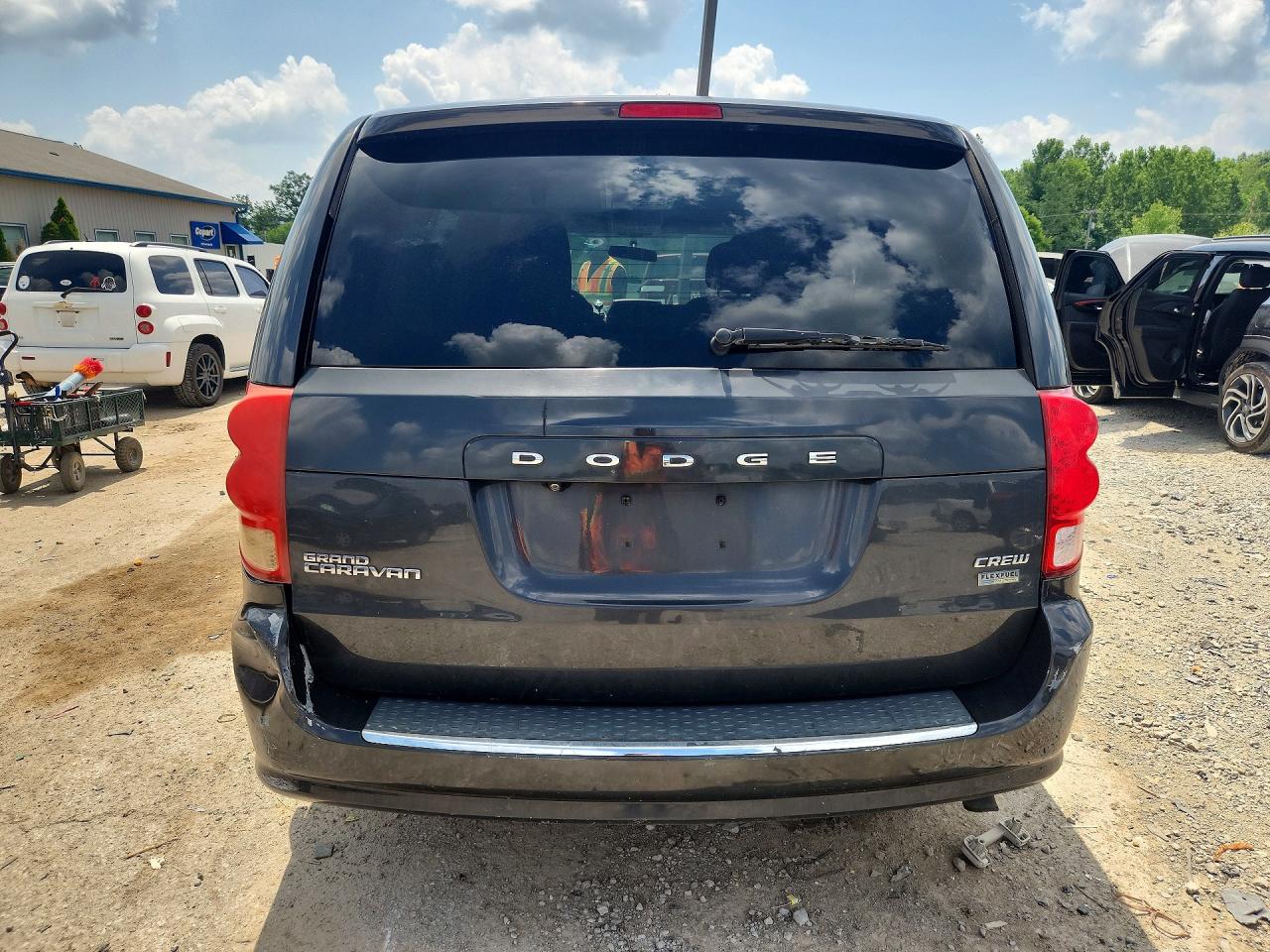 2011 Dodge Grand Caravan Crew Black vin: 2D4RN5DG4BR693700