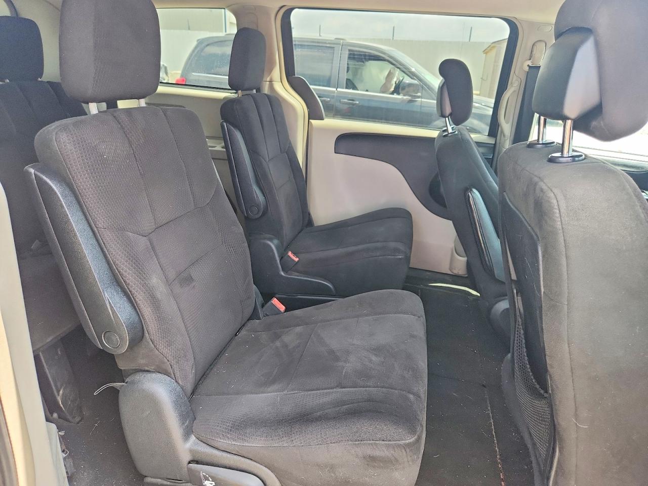 2011 Dodge Grand Caravan Crew Black vin: 2D4RN5DG4BR693700