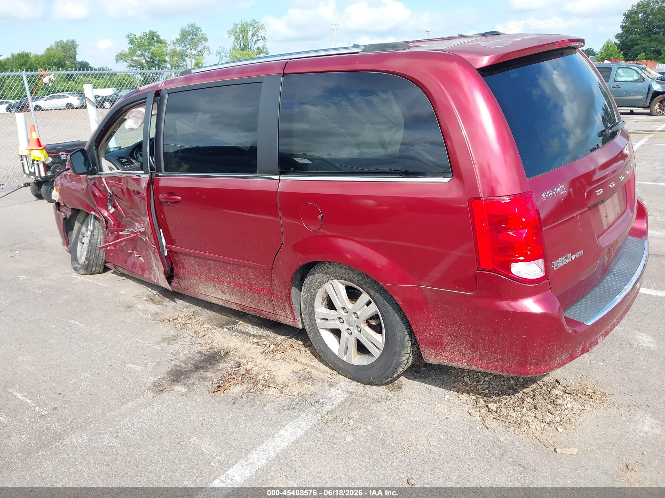 2011 Dodge Grand Caravan Crew Black vin: 2D4RN5DG4BR697035