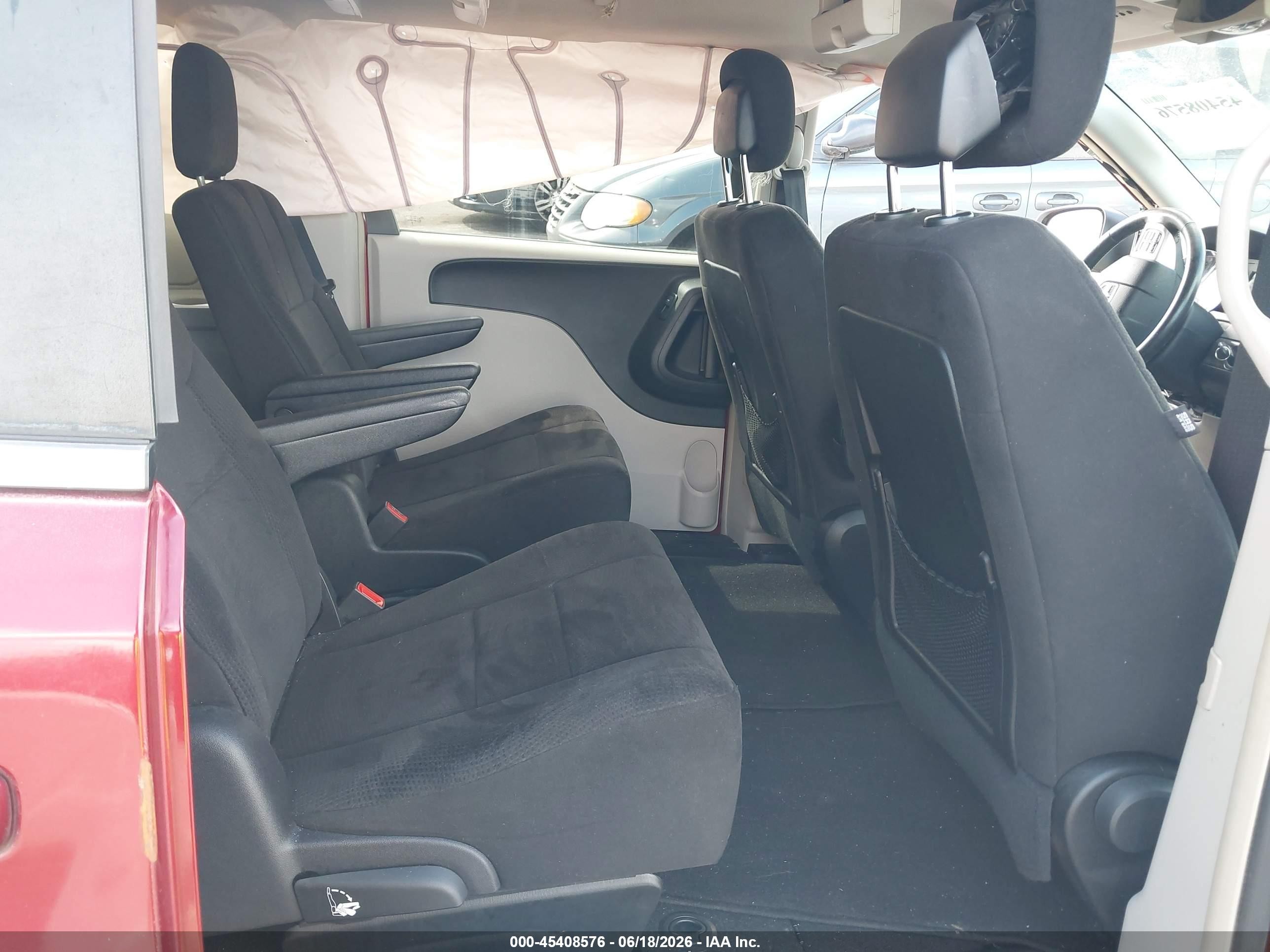 2011 Dodge Grand Caravan Crew Black vin: 2D4RN5DG4BR697035