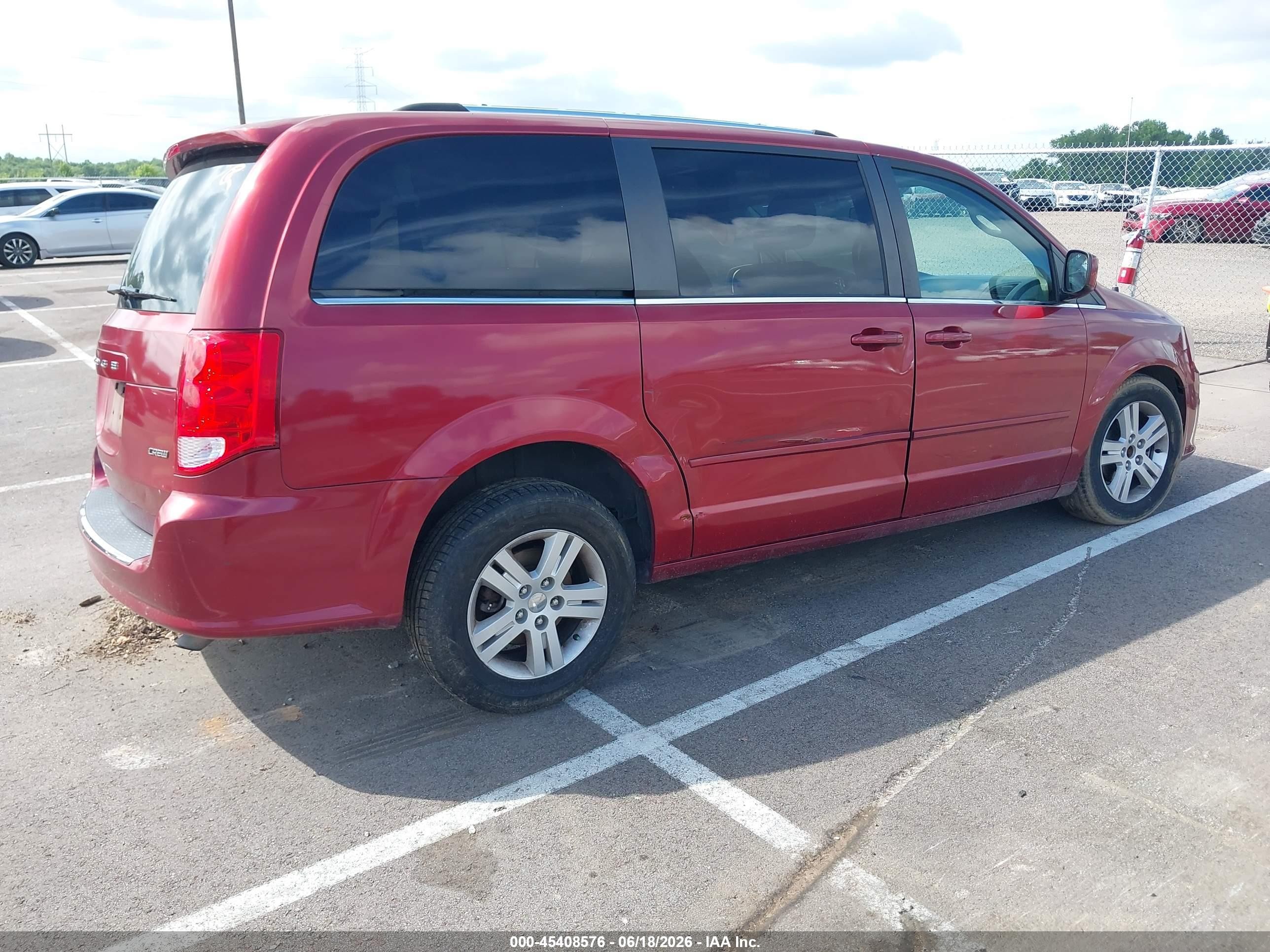 2011 Dodge Grand Caravan Crew Black vin: 2D4RN5DG4BR697035