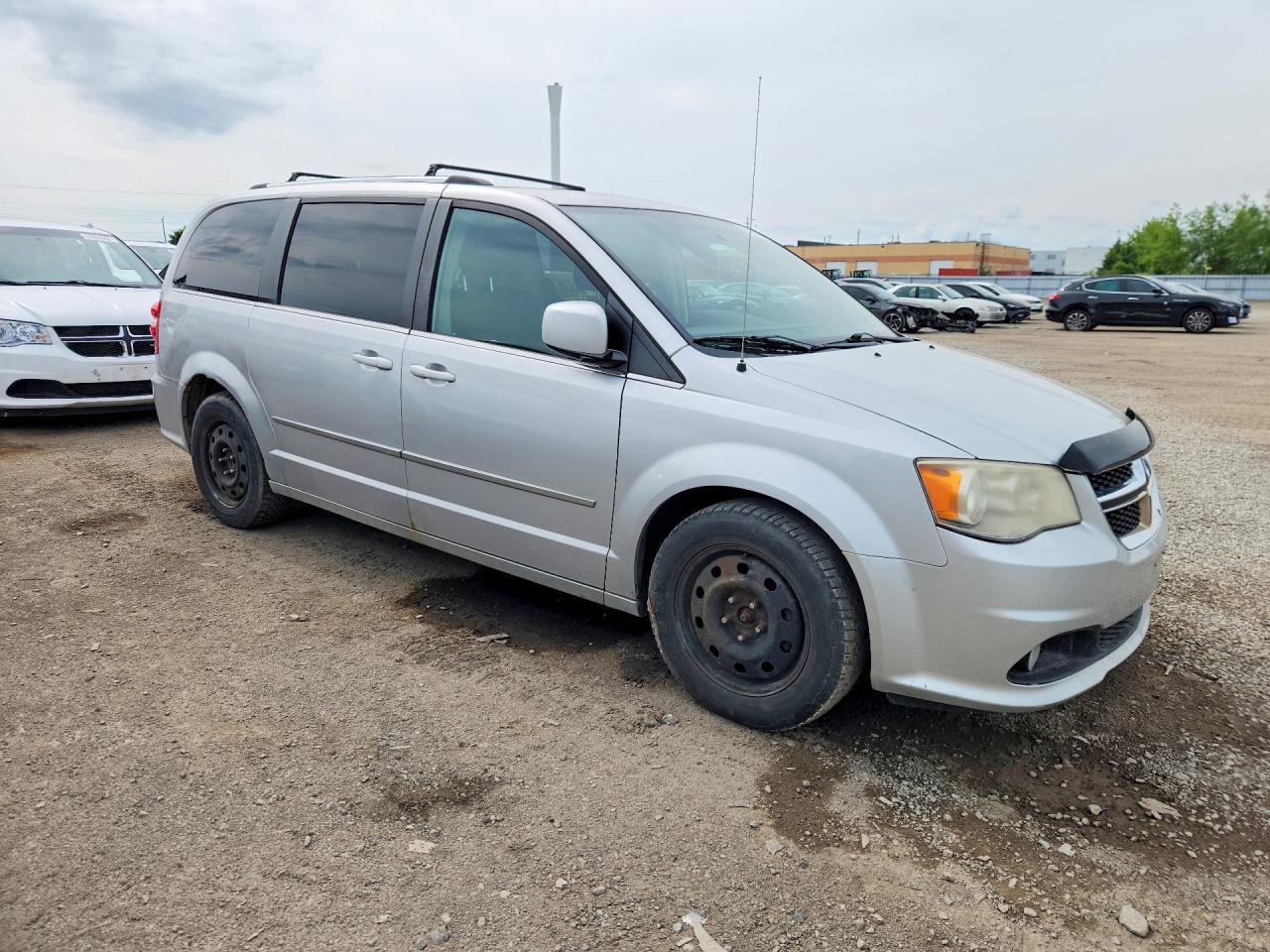 2011 Dodge Grand Caravan Crew Silver vin: 2D4RN5DG4BR788466