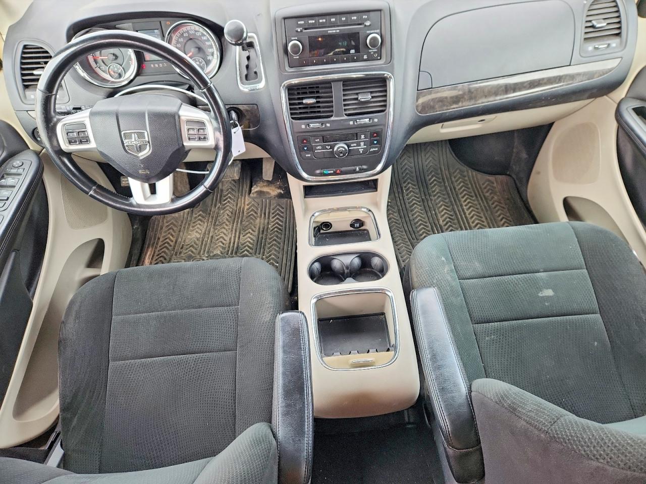 2011 Dodge Grand Caravan Crew Silver vin: 2D4RN5DG4BR788466