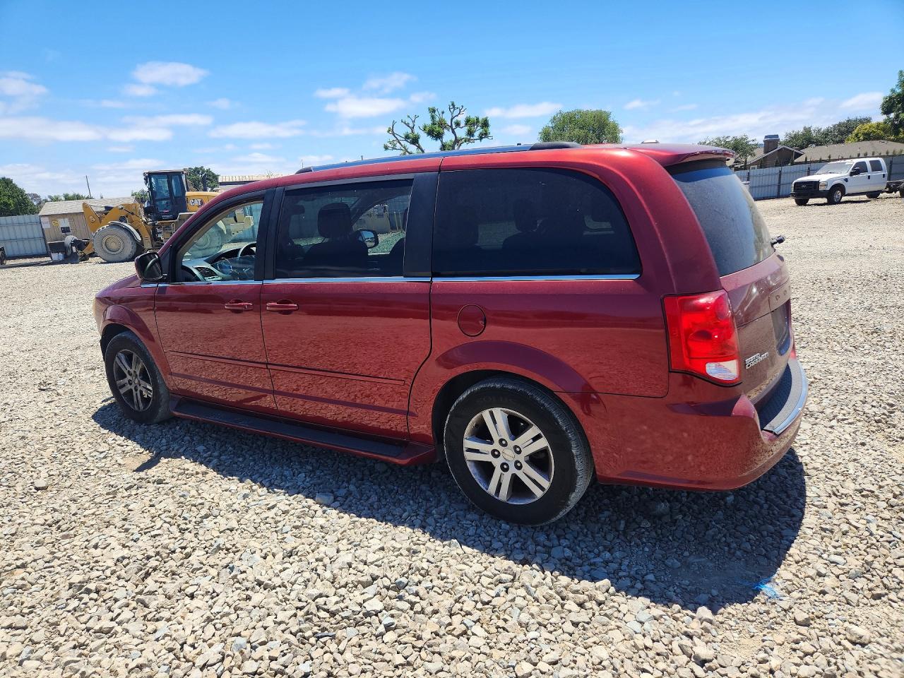 2011 Dodge Grand Caravan Crew Burgundy vin: 2D4RN5DG5BR672290