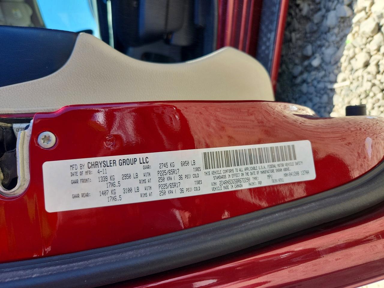 2011 Dodge Grand Caravan Crew Burgundy vin: 2D4RN5DG5BR672290