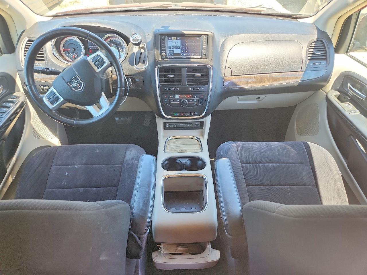 2011 Dodge Grand Caravan Crew Burgundy vin: 2D4RN5DG5BR672290