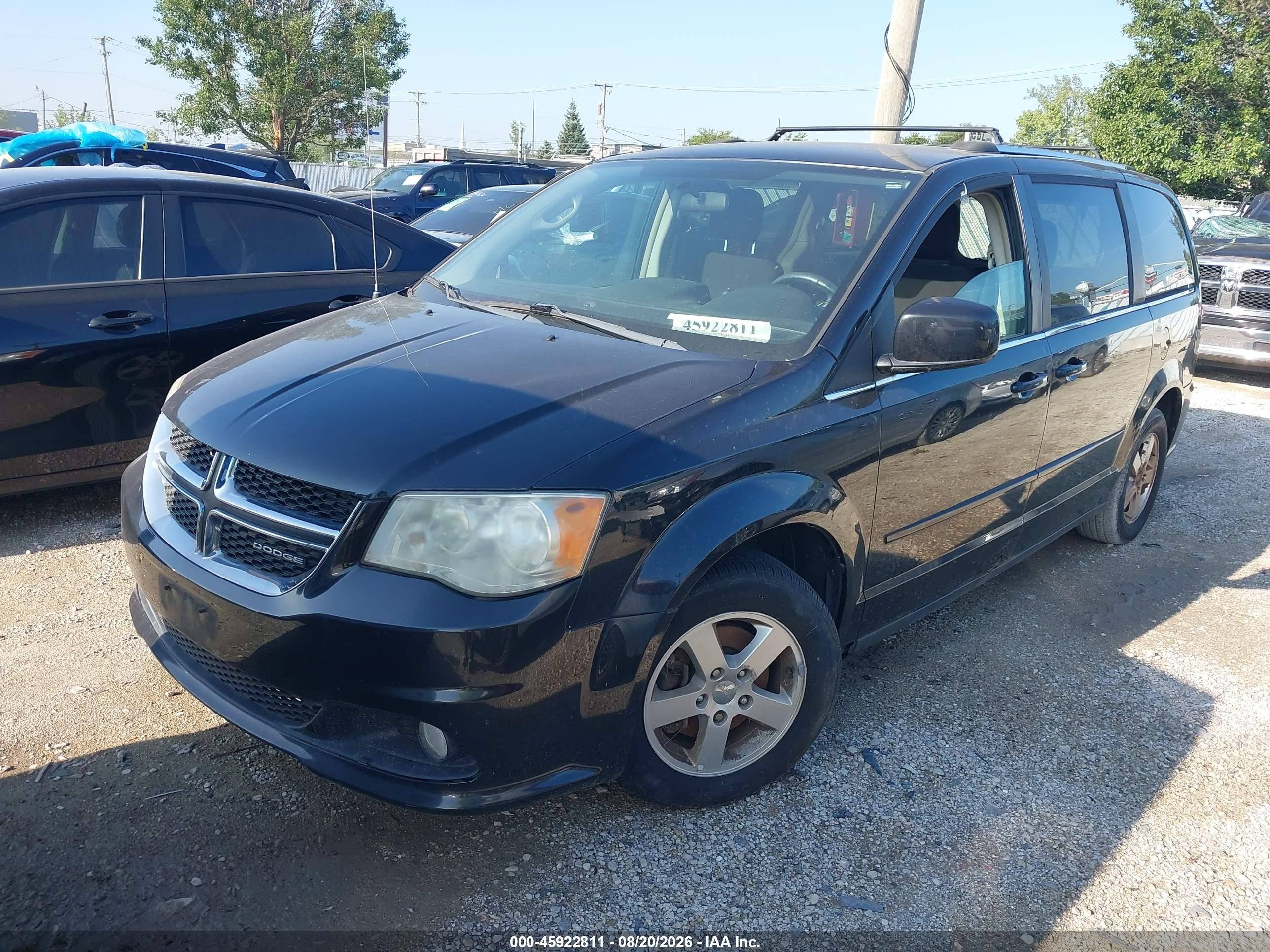 2011 Dodge Grand Caravan Crew Black vin: 2D4RN5DG6BR699871