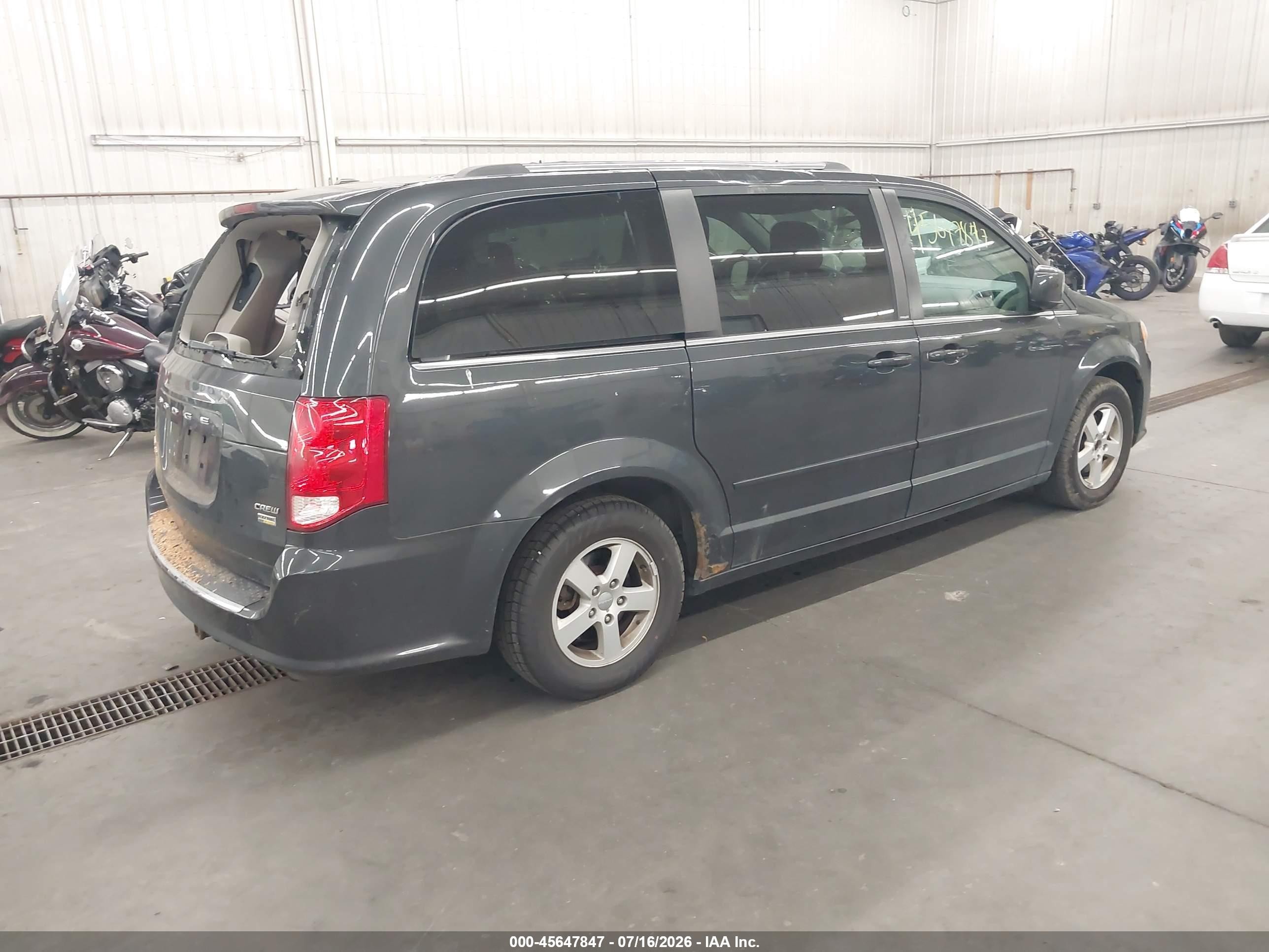 2011 Dodge Grand Caravan Crew Black vin: 2D4RN5DG6BR756330