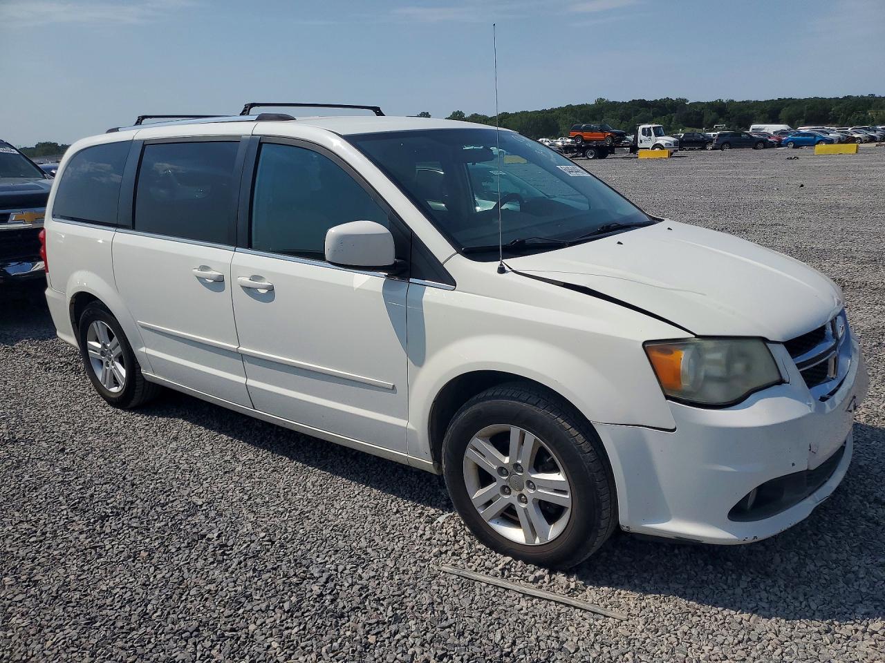 2011 Dodge Grand Caravan Crew White vin: 2D4RN5DG7BR672663