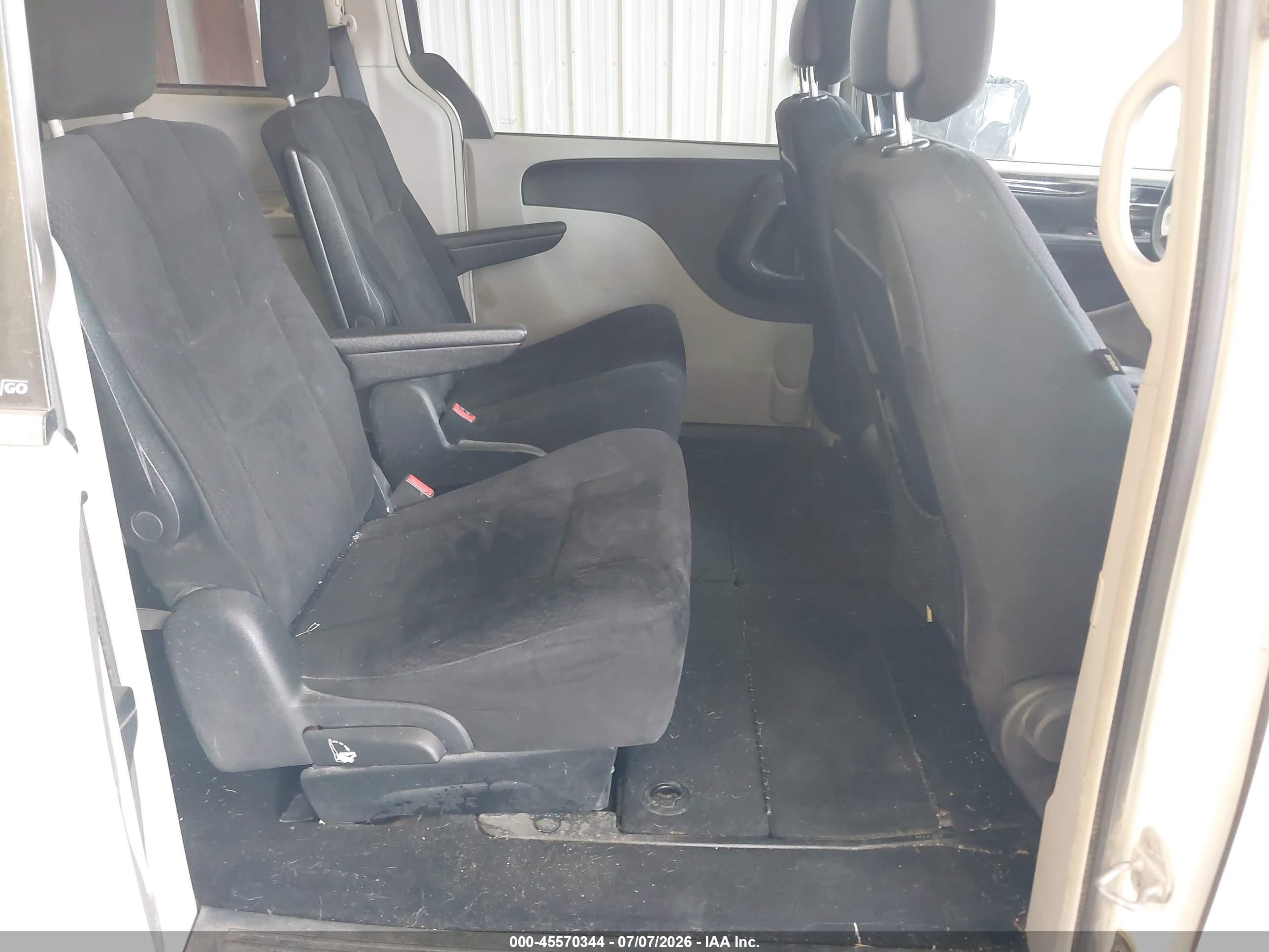 2011 Dodge Grand Caravan Crew Белый vin: 2D4RN5DG7BR678768