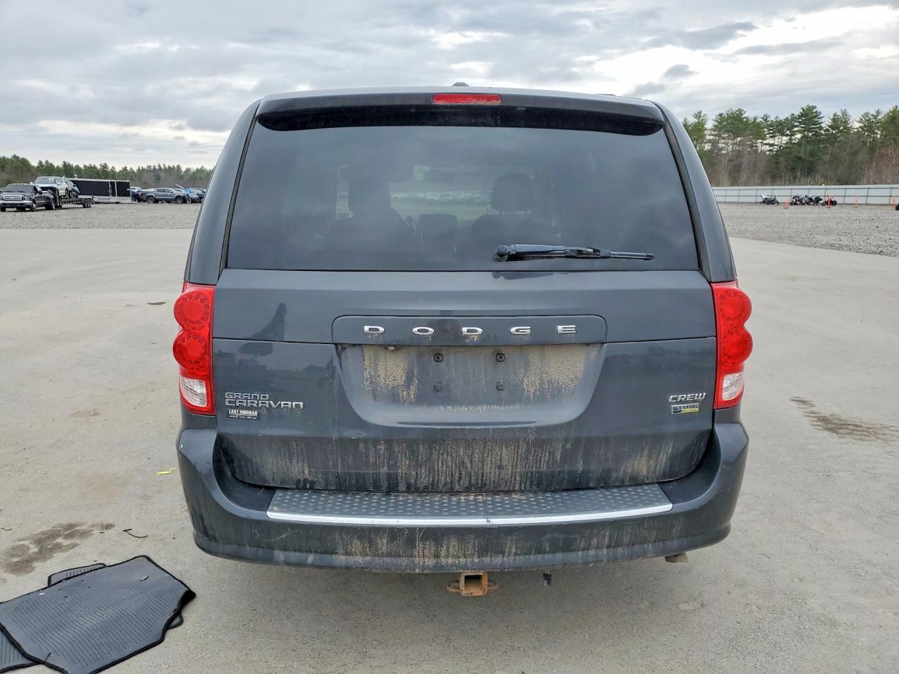 2011 Dodge Grand Caravan Crew Charcoal vin: 2D4RN5DG8BR720977