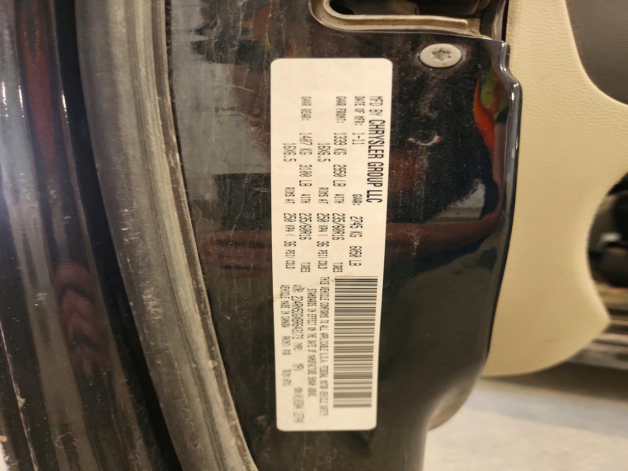 2011 Dodge Grand Caravan Crew Черный vin: 2D4RN5DGXBR643173