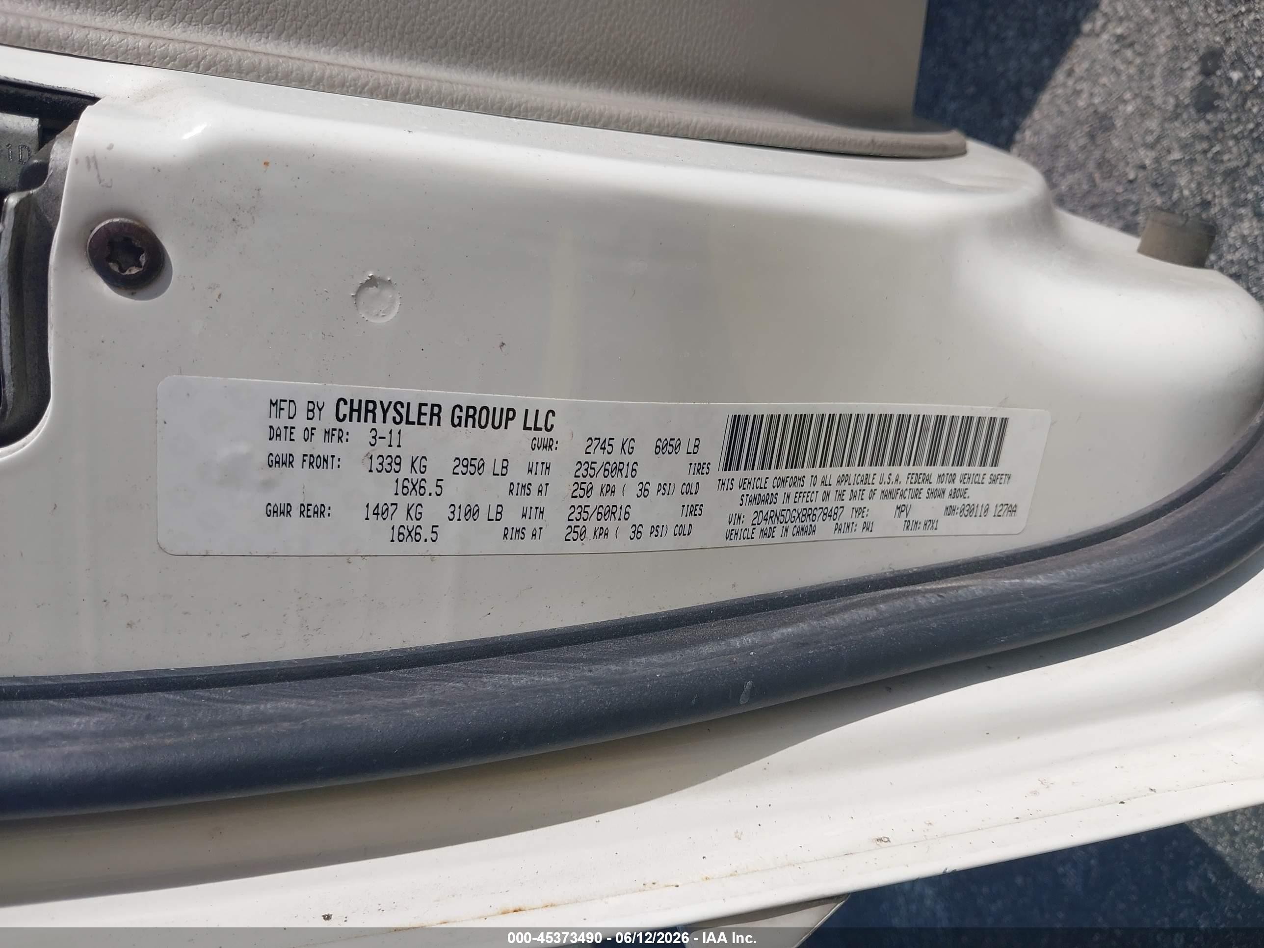 2011 Dodge Grand Caravan Crew White vin: 2D4RN5DGXBR678487