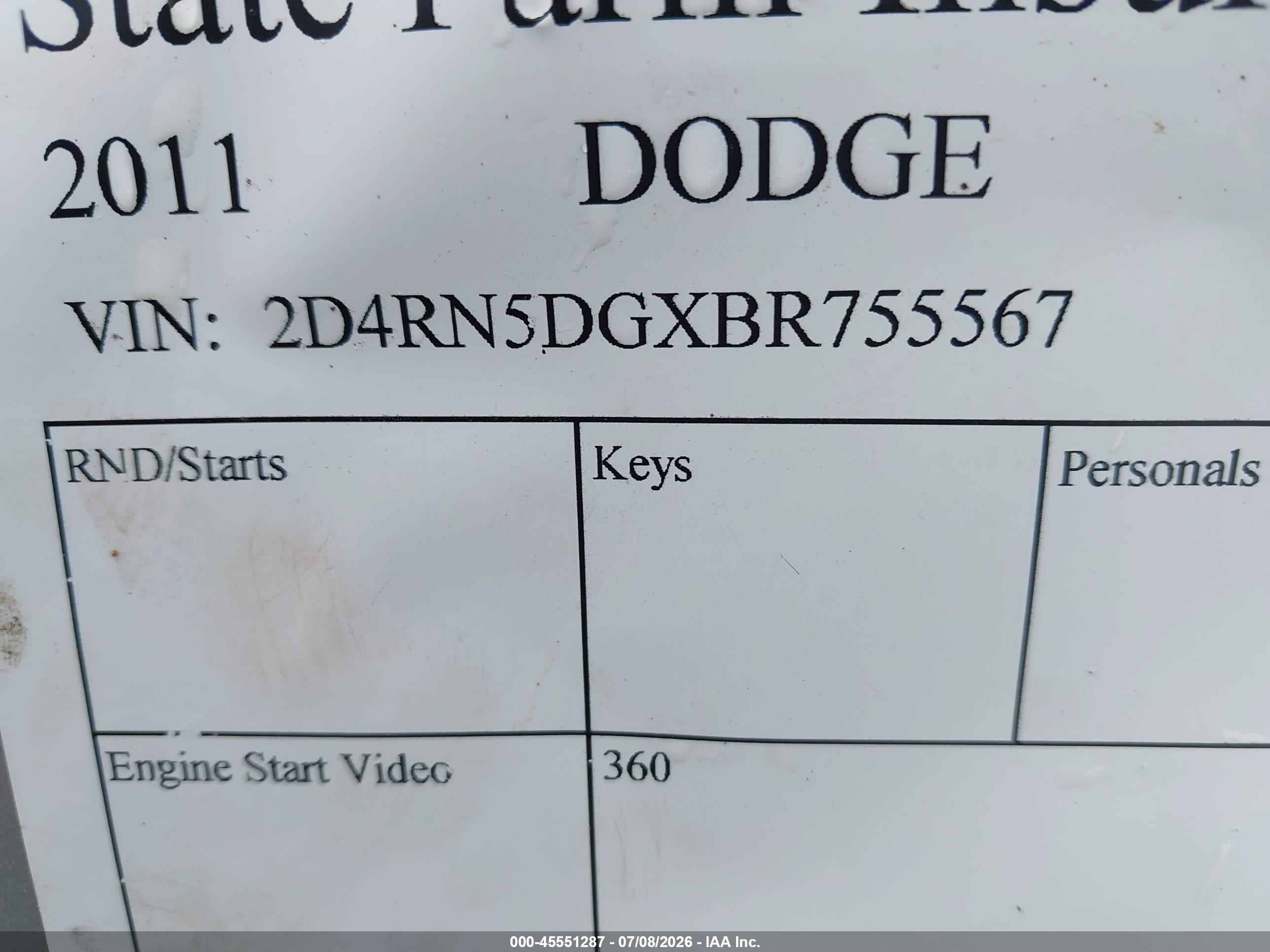 2011 Dodge Grand Caravan Crew Silver vin: 2D4RN5DGXBR755567