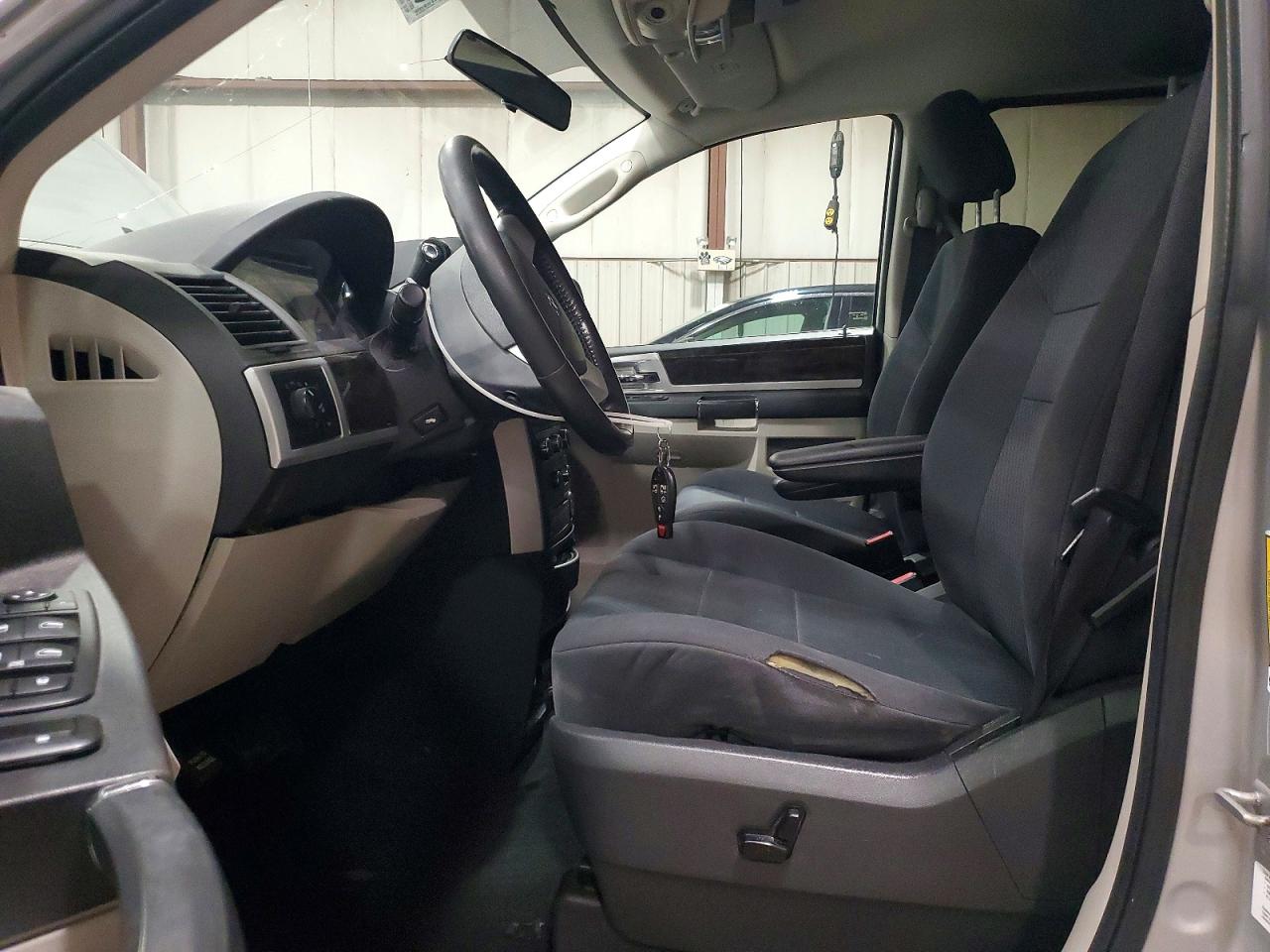 2010 Dodge Grand Caravan Sxt Gray vin: 2D4RN5DX1AR126388