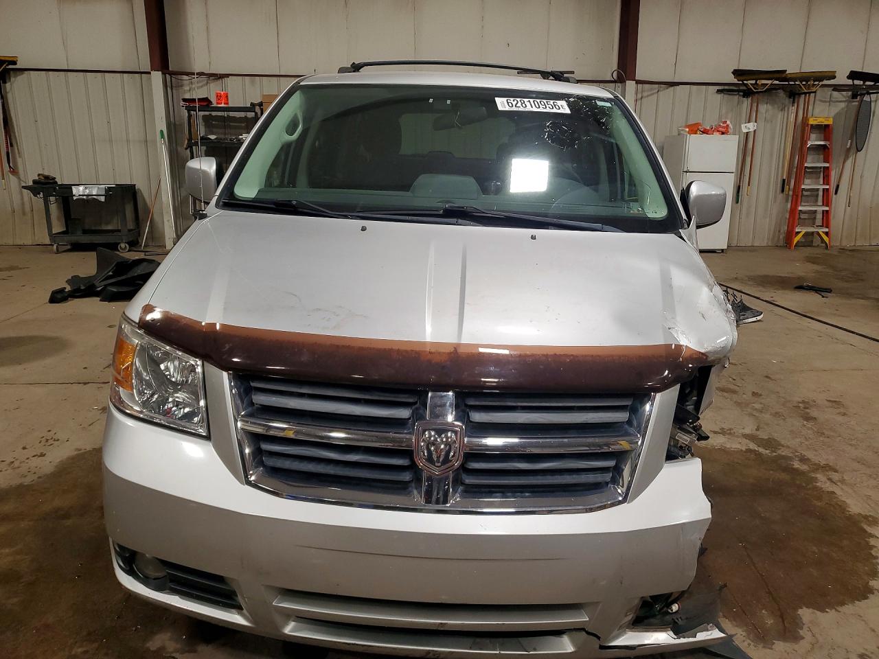 2010 Dodge Grand Caravan Sxt Gray vin: 2D4RN5DX1AR126388