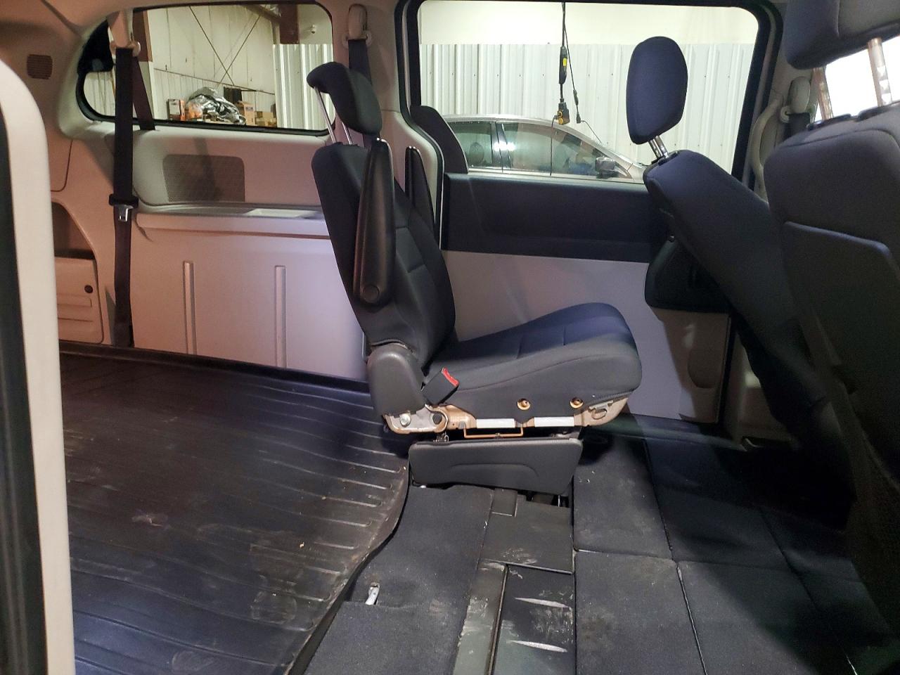 2010 Dodge Grand Caravan Sxt Gray vin: 2D4RN5DX1AR126388