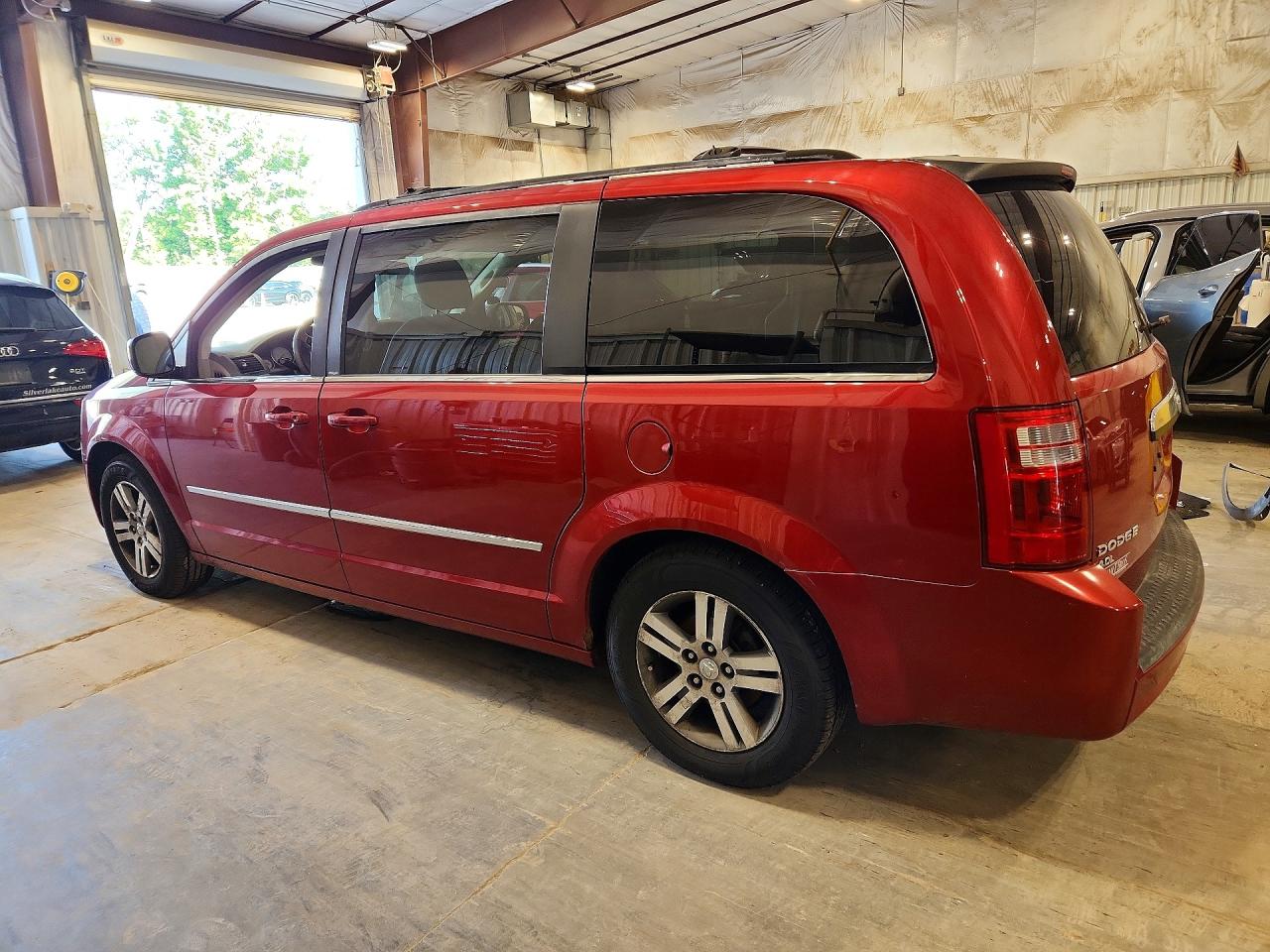 2010 Dodge Grand Caravan Sxt Red vin: 2D4RN5DX3AR124853