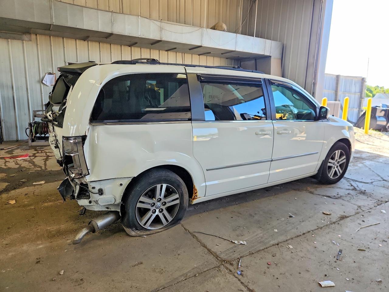 2010 Dodge Grand Caravan Sxt White vin: 2D4RN5DX4AR147834