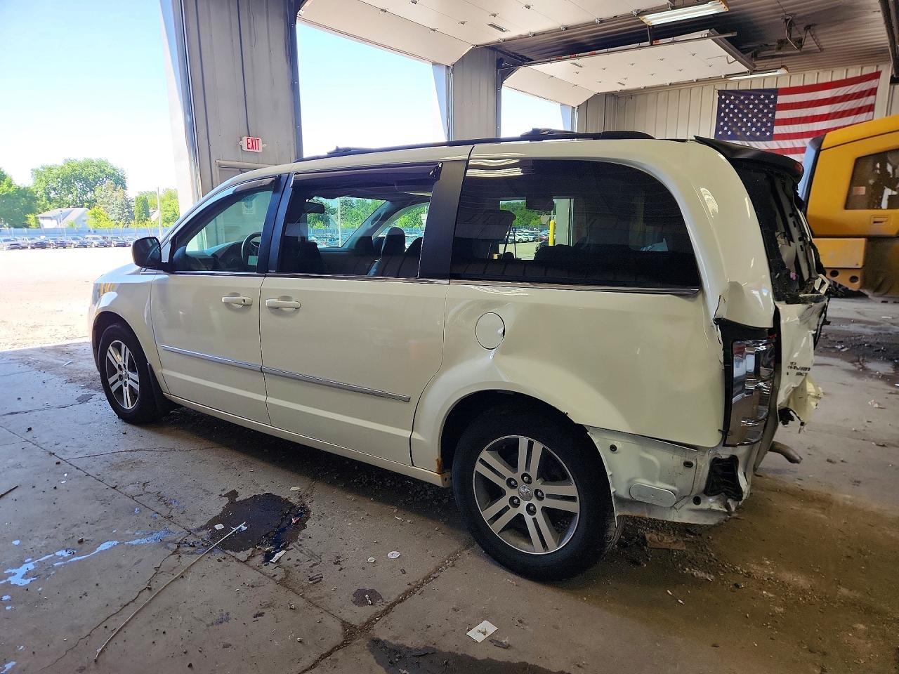2010 Dodge Grand Caravan Sxt White vin: 2D4RN5DX4AR147834